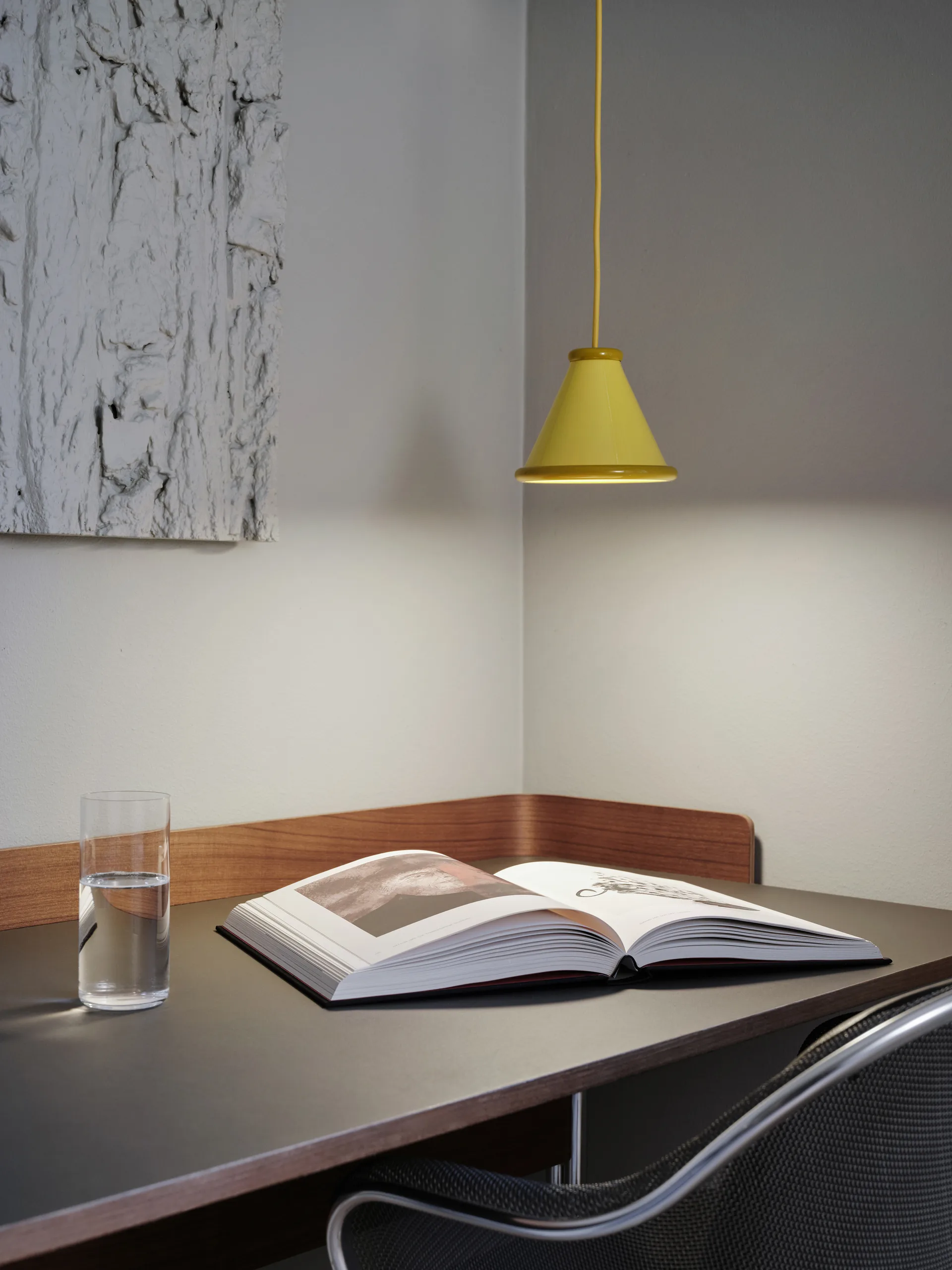 Belle pendant Ø15 cm, Zinc yellow-honey yellow Belid