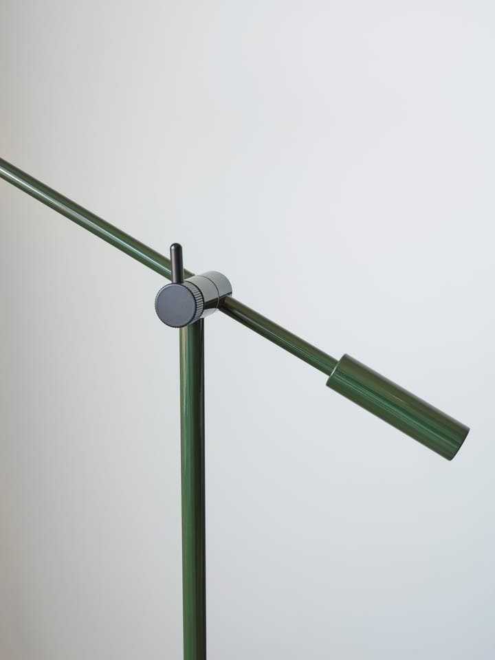 Cato floor lamp 134 cm, Blank forest green-matte black Belid
