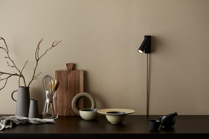 Cato Slim wall lamp, Matt black-LED Belid