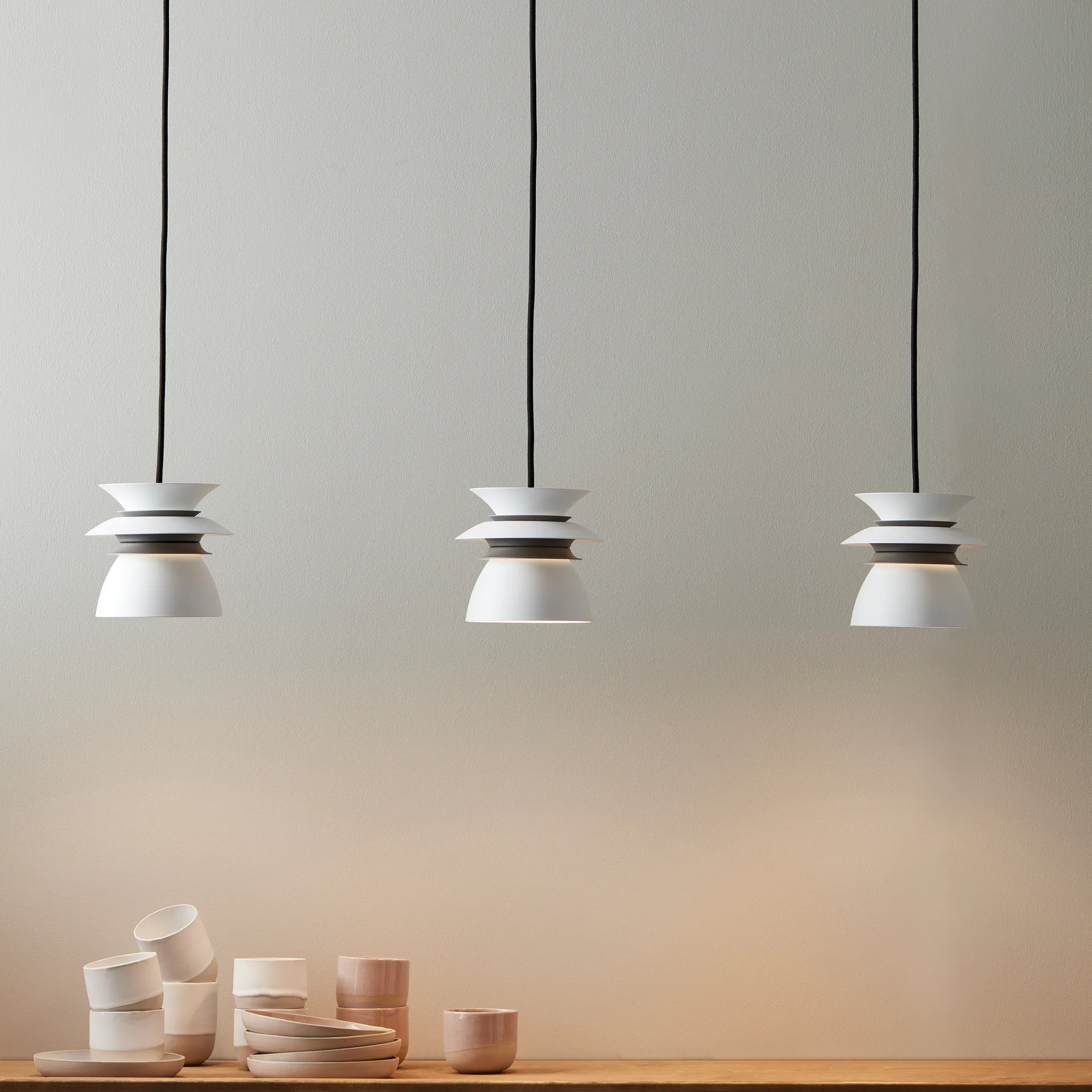 Diablo ceiling lamp Ø16.5 cm, Matte white-warm grey Belid