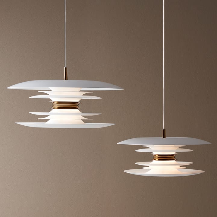 Diablo ceiling lamp Ø50 cm, White-brass Belid