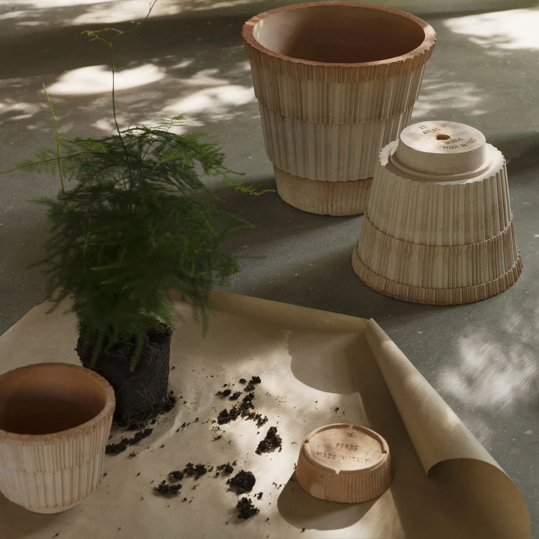 Atlas raw pot with saucer, Pink, Ø18 cm Bergs Potter