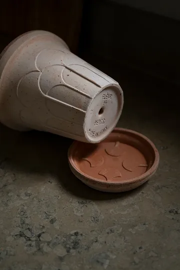 Fleur pot with saucer, 2 pieces - Pink, Ø14 m - Bergs Potter