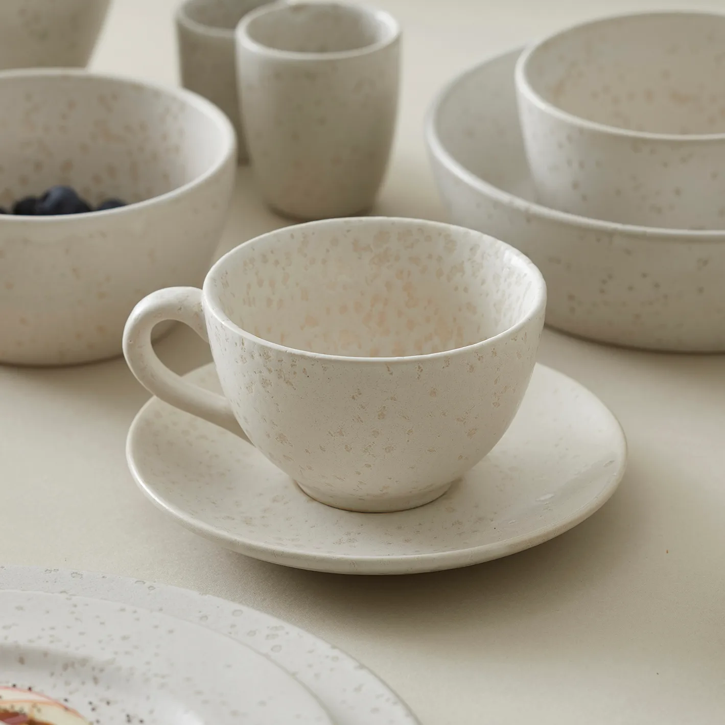 Bitz cup with saucer 24 cl matte, matte cream white Bitz