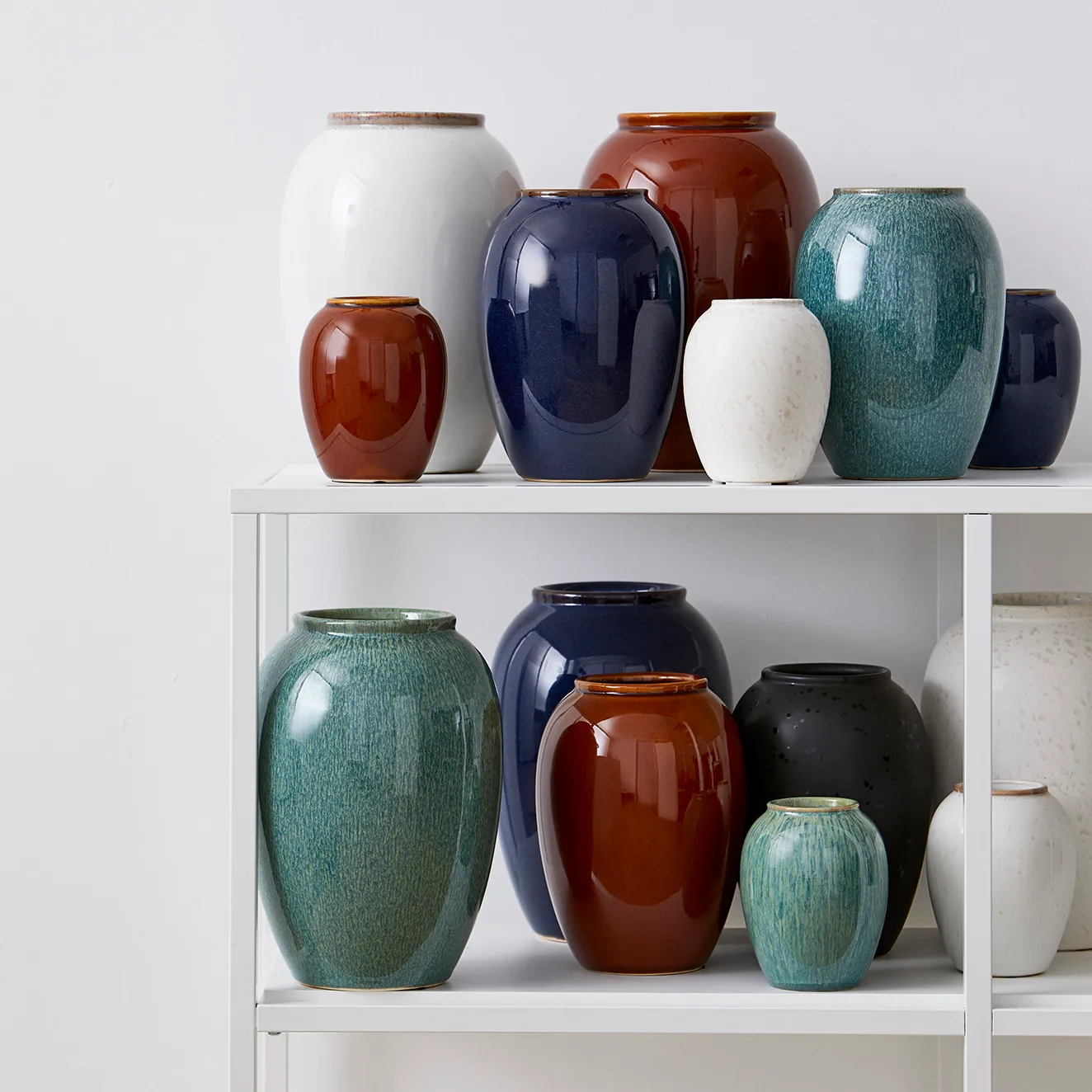 Bitz vase 25 cm, matte cream white Bitz