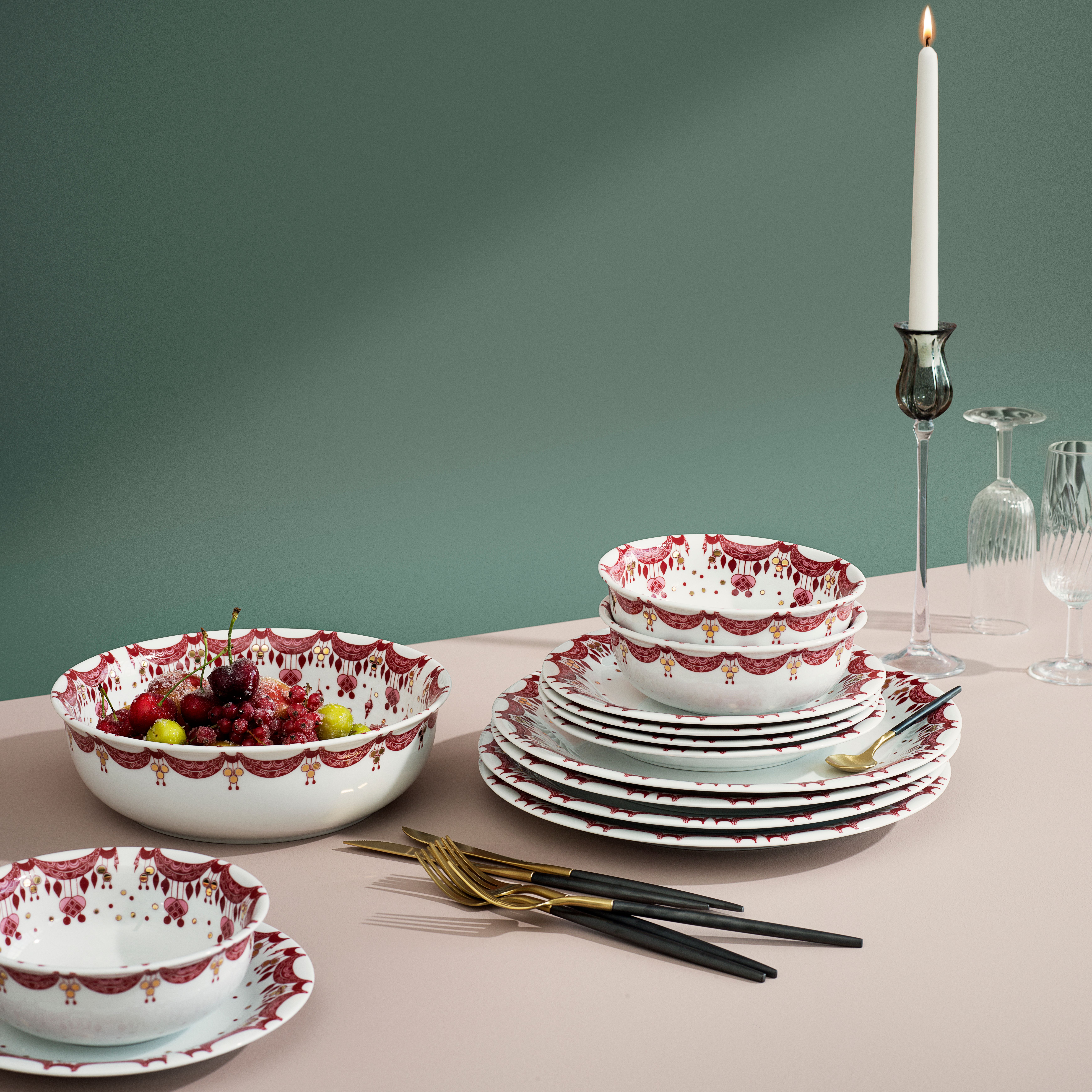 Bjørn Wiinblad Christmas plate Ø 28 cm from Bjørn Wiinblad