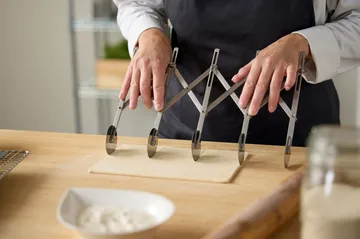 Blomsterbergs dough cutter with 5 wheels - Steel - Blomsterbergs