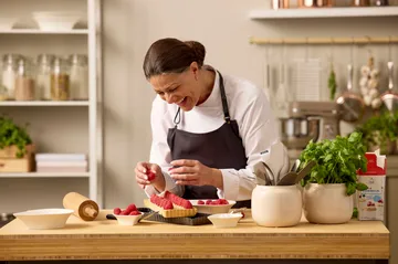 Blomsterbergs rectangular pie dish 35x11x2.6 cm - Dark grey - Blomsterbergs