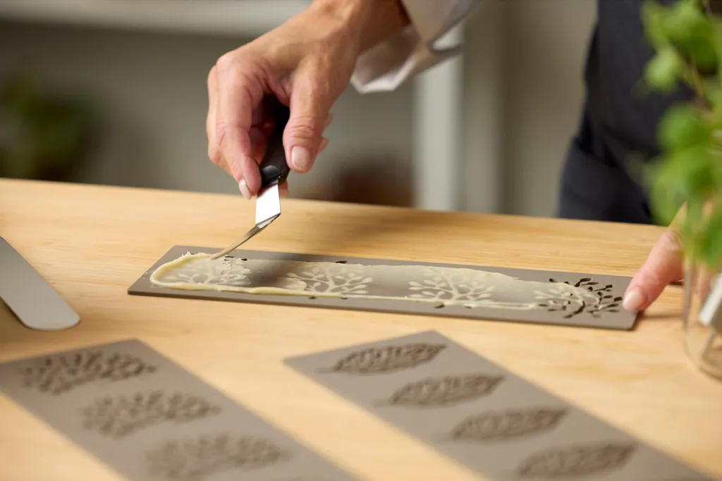 Blomsterbergs tuile silicone mold leaf, Latte Blomsterbergs