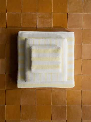 Arto towel - Transparent yellow-white, 50x100 cm - blomus
