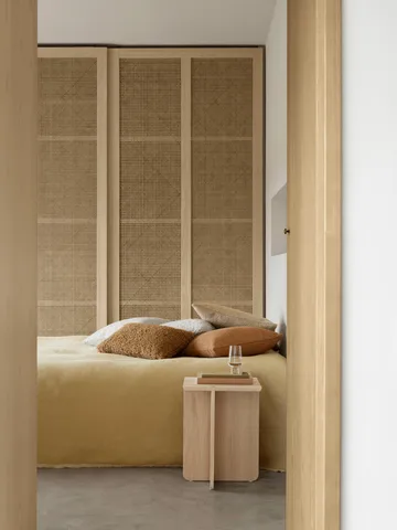 Engawa side table - Oak, 35x35x46 cm - blomus