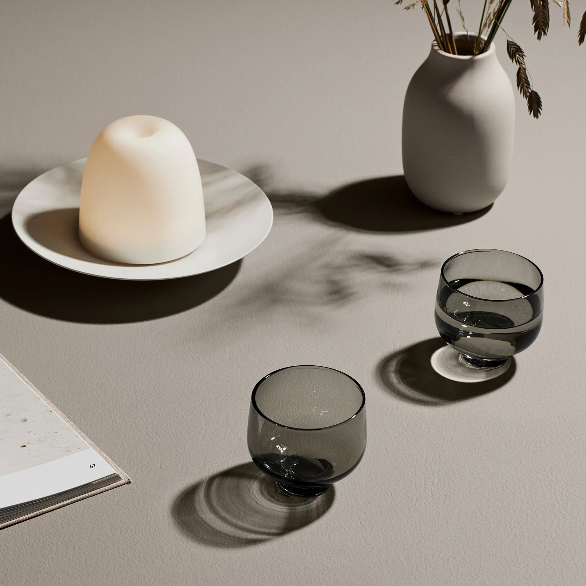 Flow tumbler glass 22 cl 2-pack, Smoke blomus