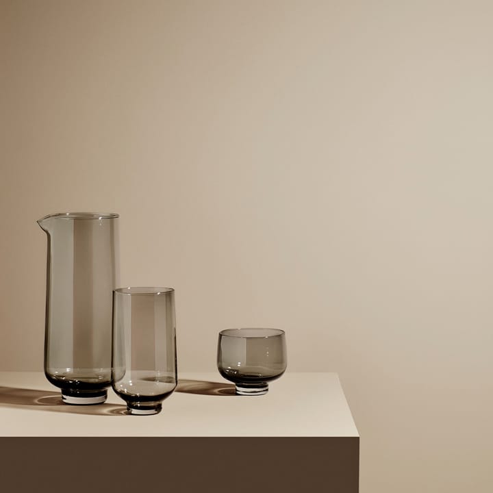 Flow water carafe 1.1 L, Smoke Blomus