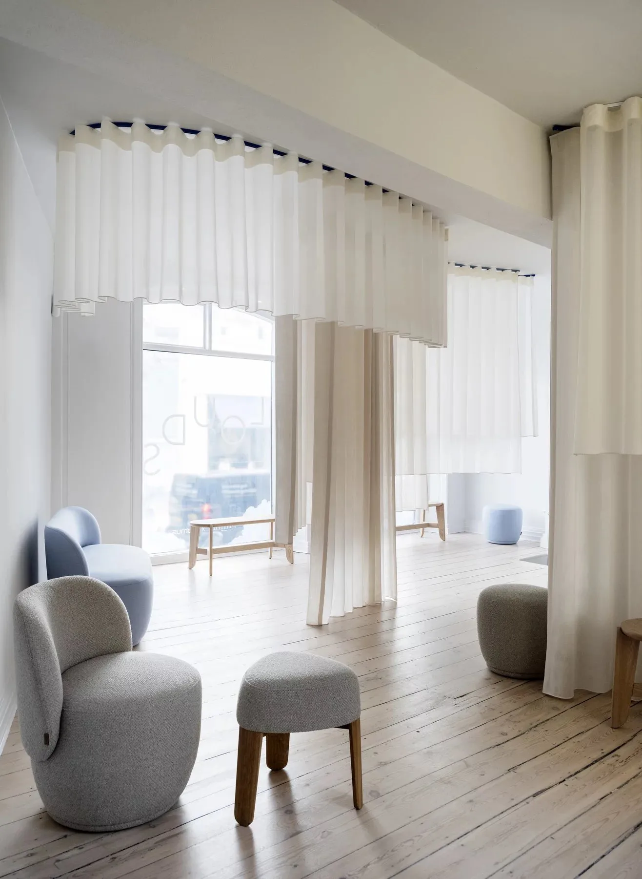 Kuon armchair, Socia Dessert blomus