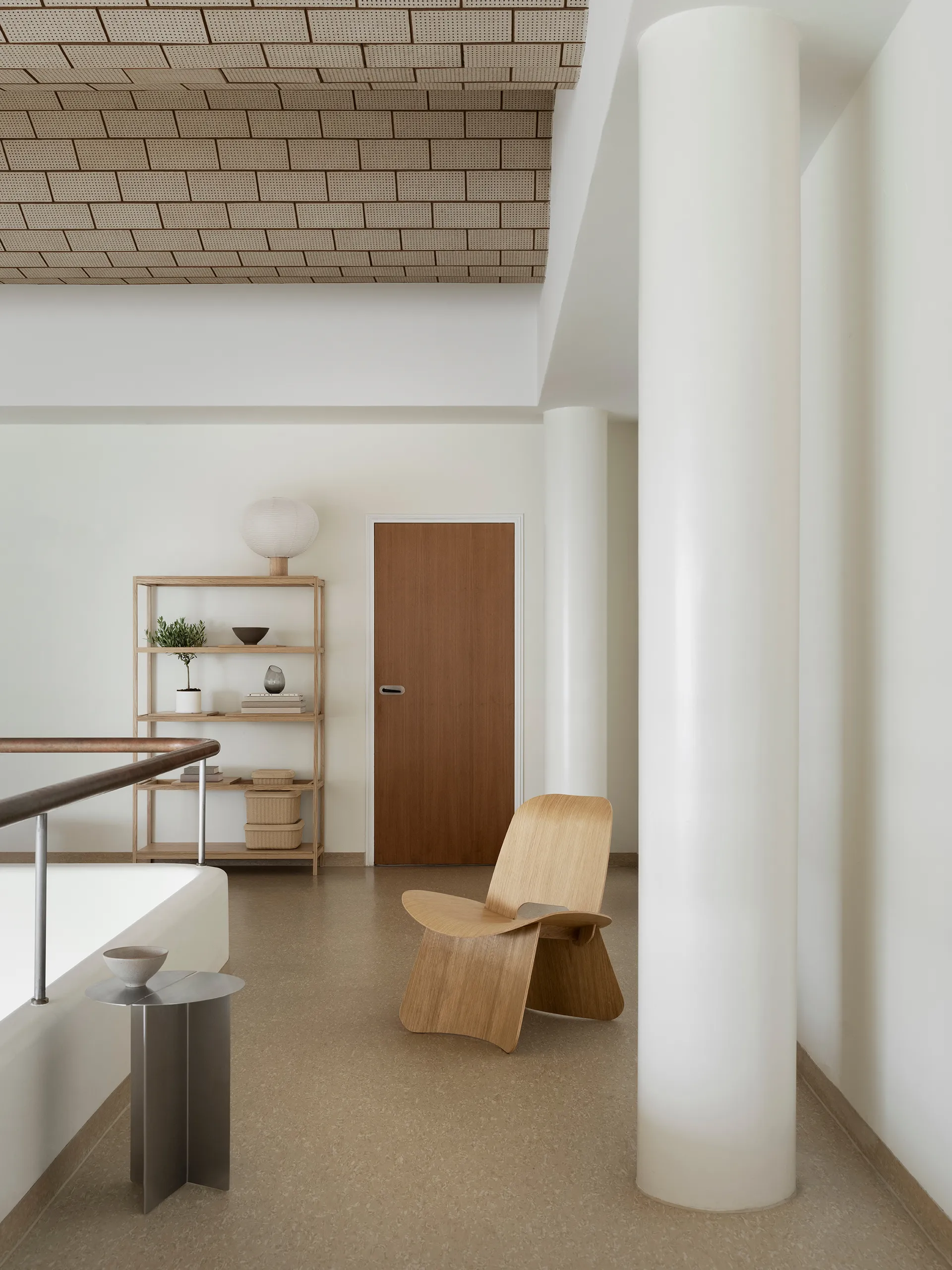 Nagomi chair, Oiled plywood blomus