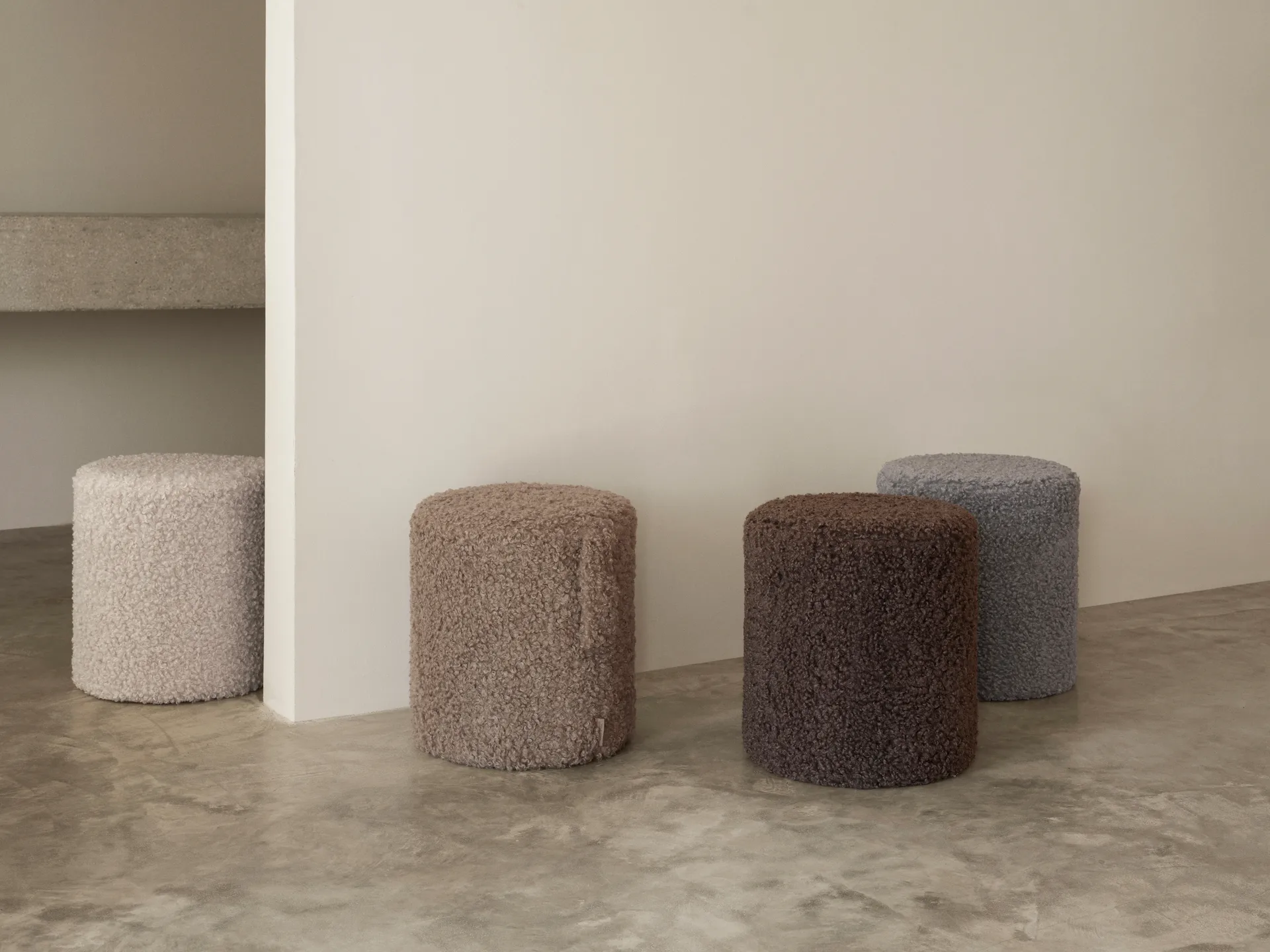 Teddy pouf, Espresso, Ø35x40 cm blomus