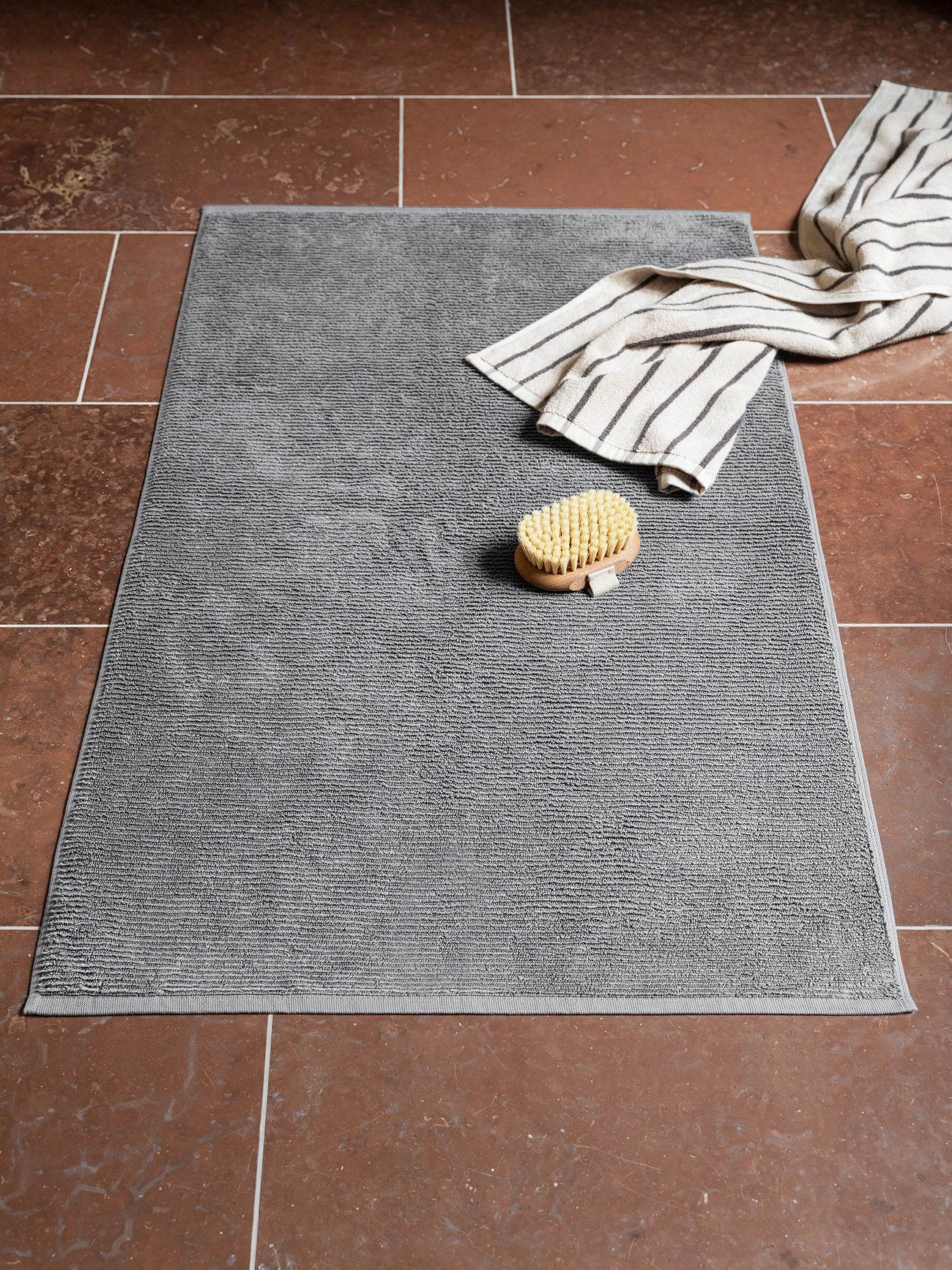 Tuyo bath mat, Satellite, 60x100 cm blomus
