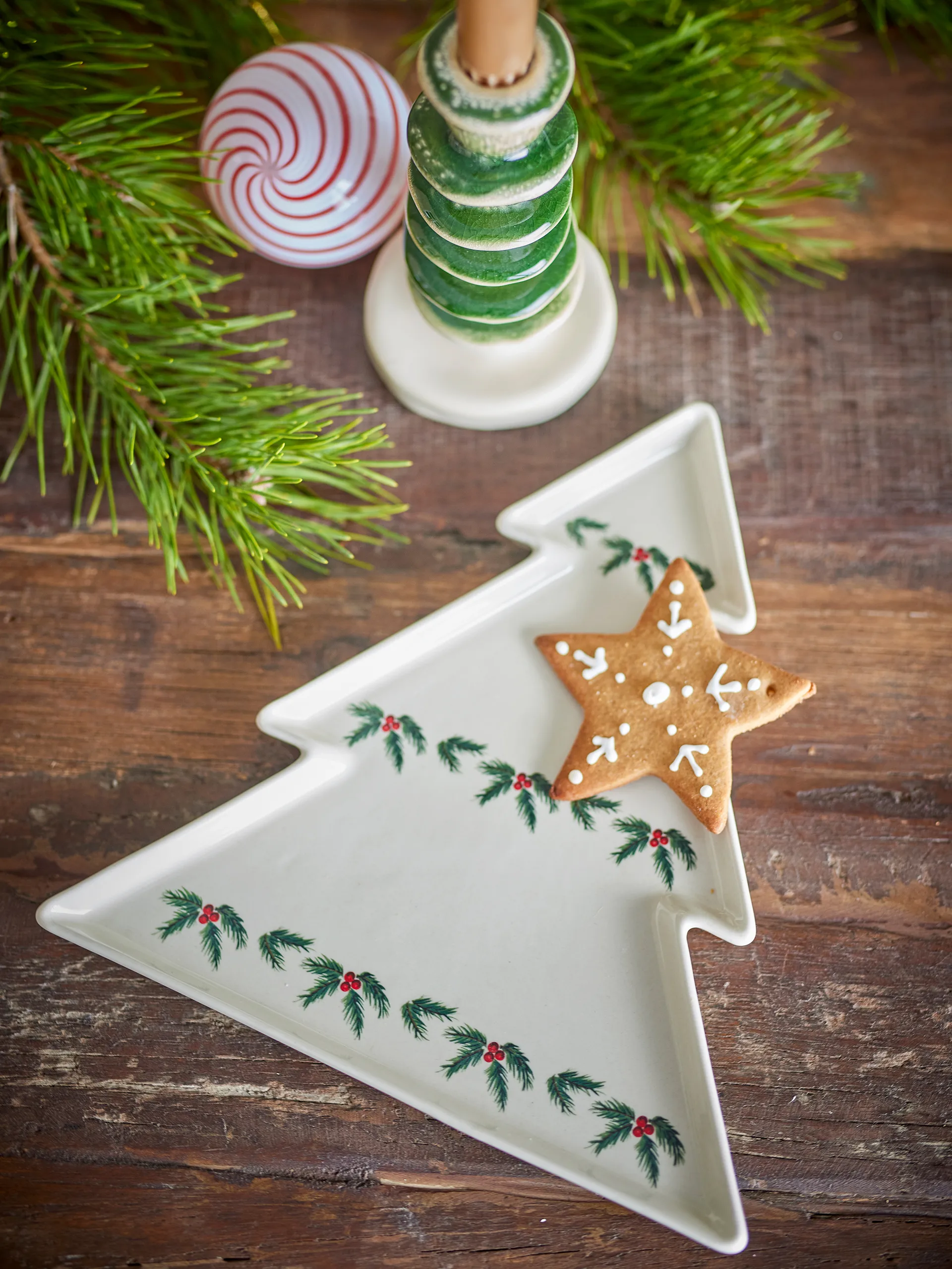 Berry serving platter, White Bloomingville