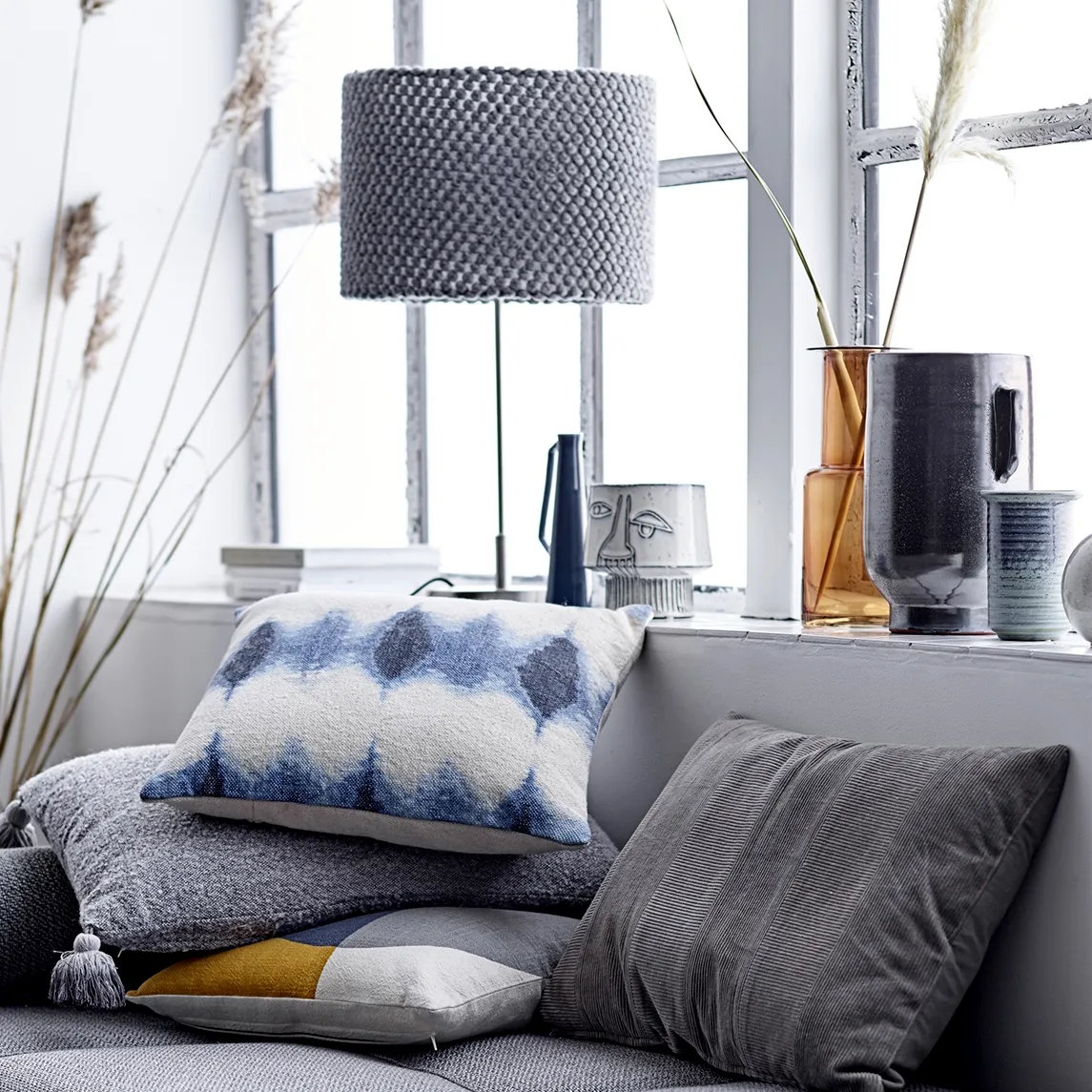 Bloomingville flowerpot on foot Ø15 cm, Grey Bloomingville