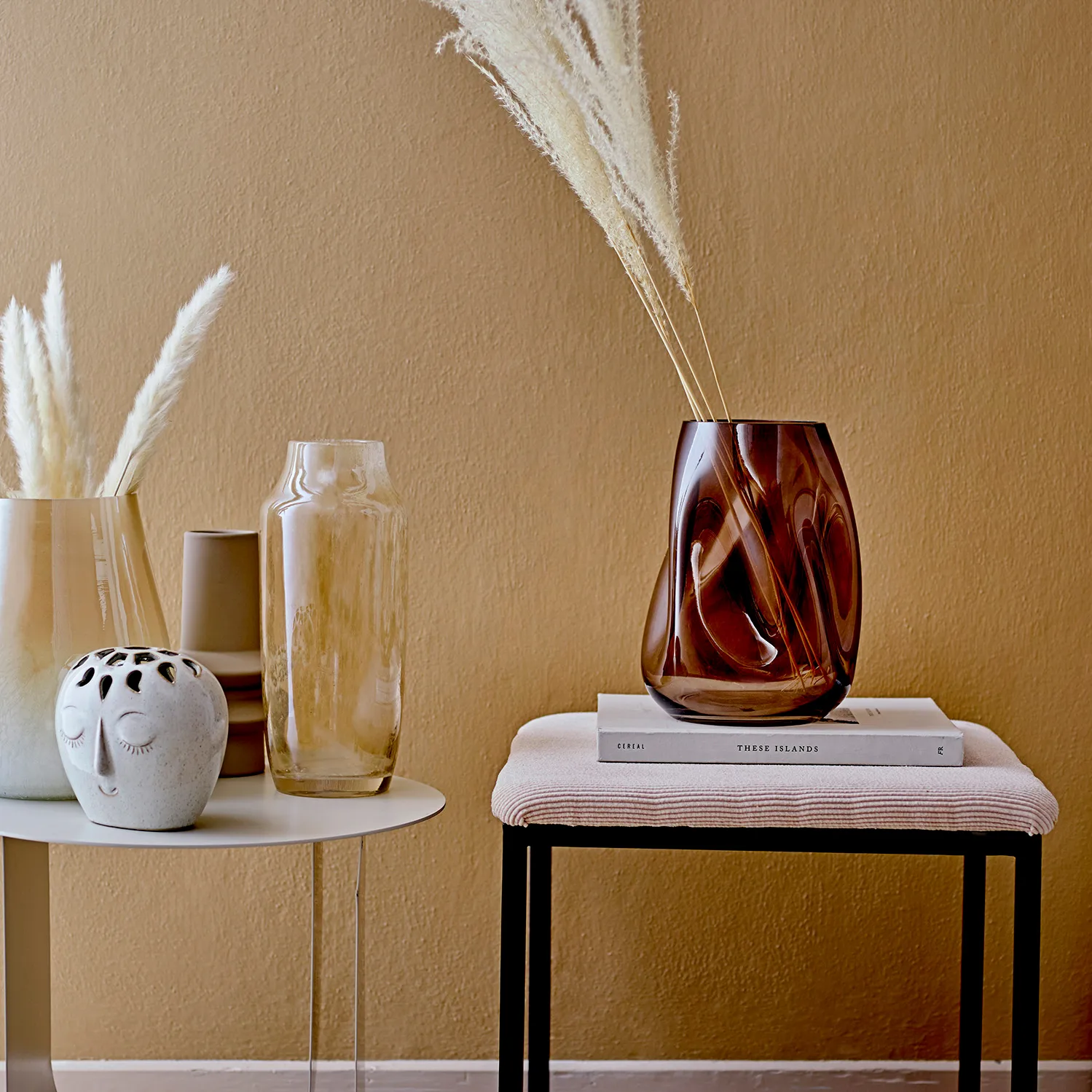 Bloomingville Ribbed Glass Vase - Thumbnail 5
