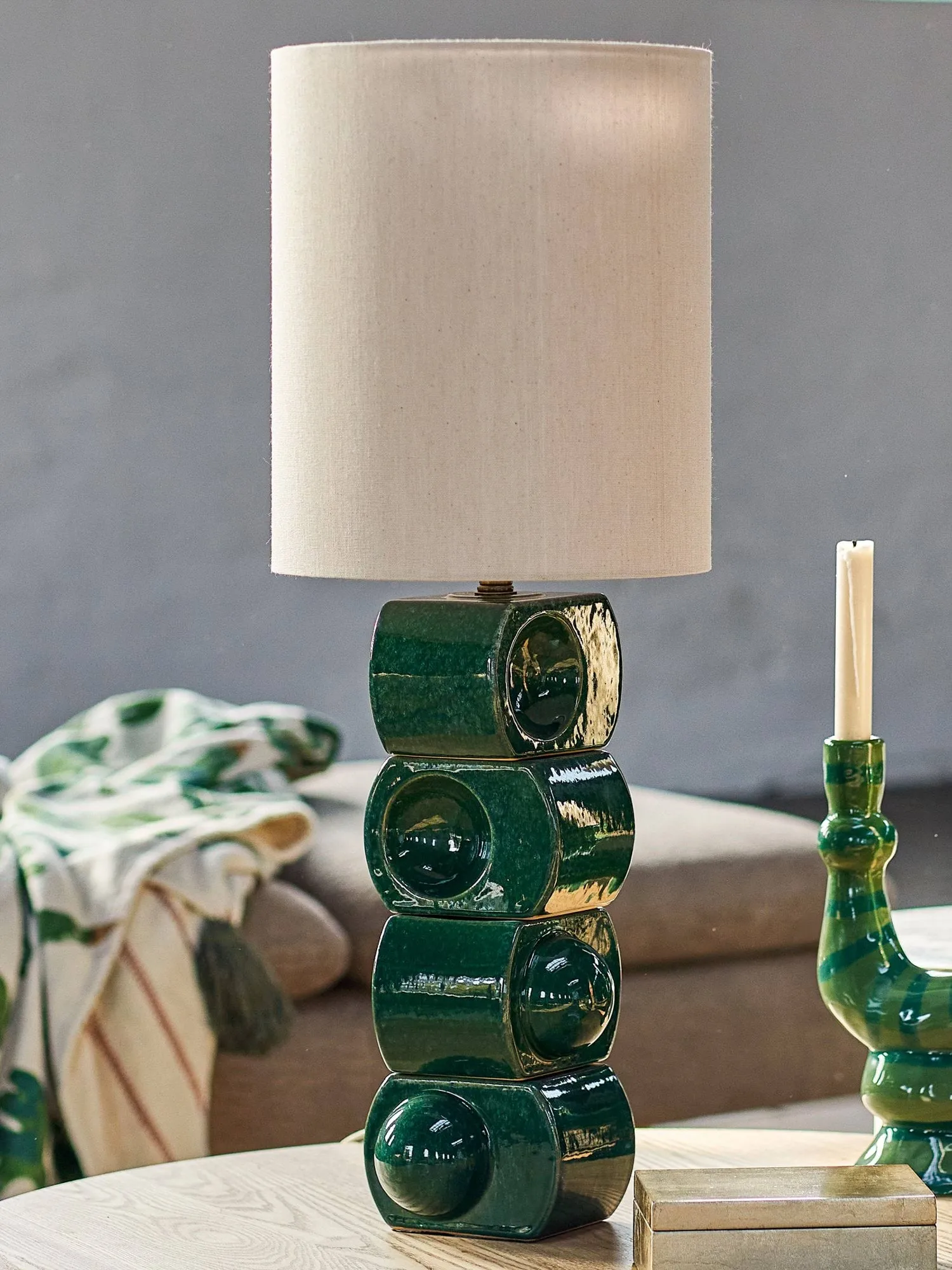 Brady table lamp, Green, Ø25 cm Bloomingville