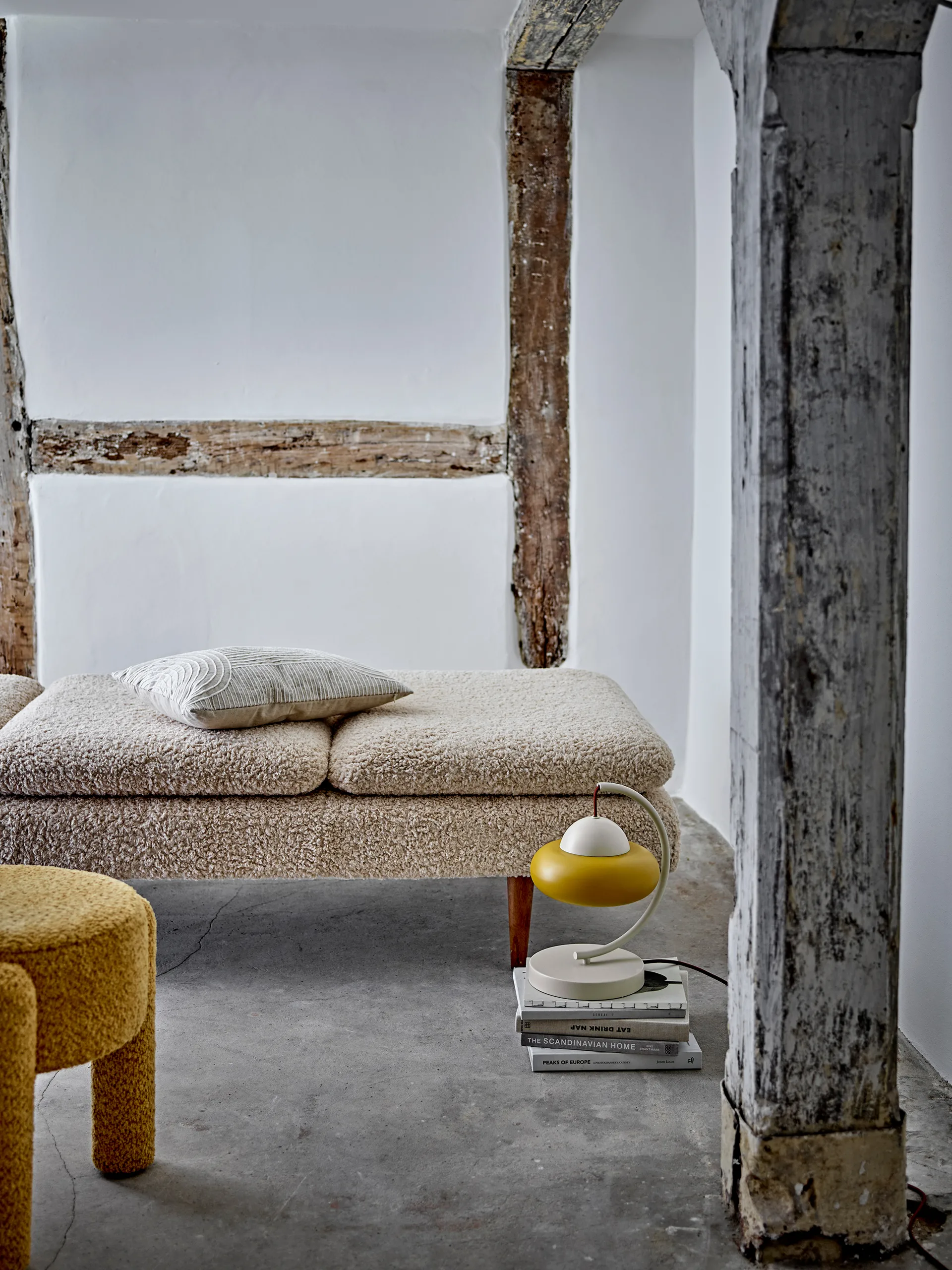 Bruno stool Ø42 cm, Yellow Bloomingville