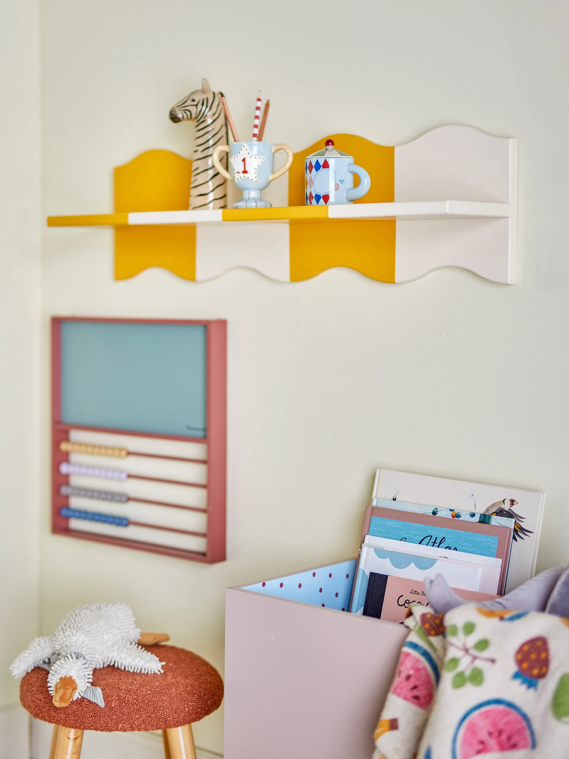 Bubbi shelf 80x22.5 cm, Yellow Bloomingville