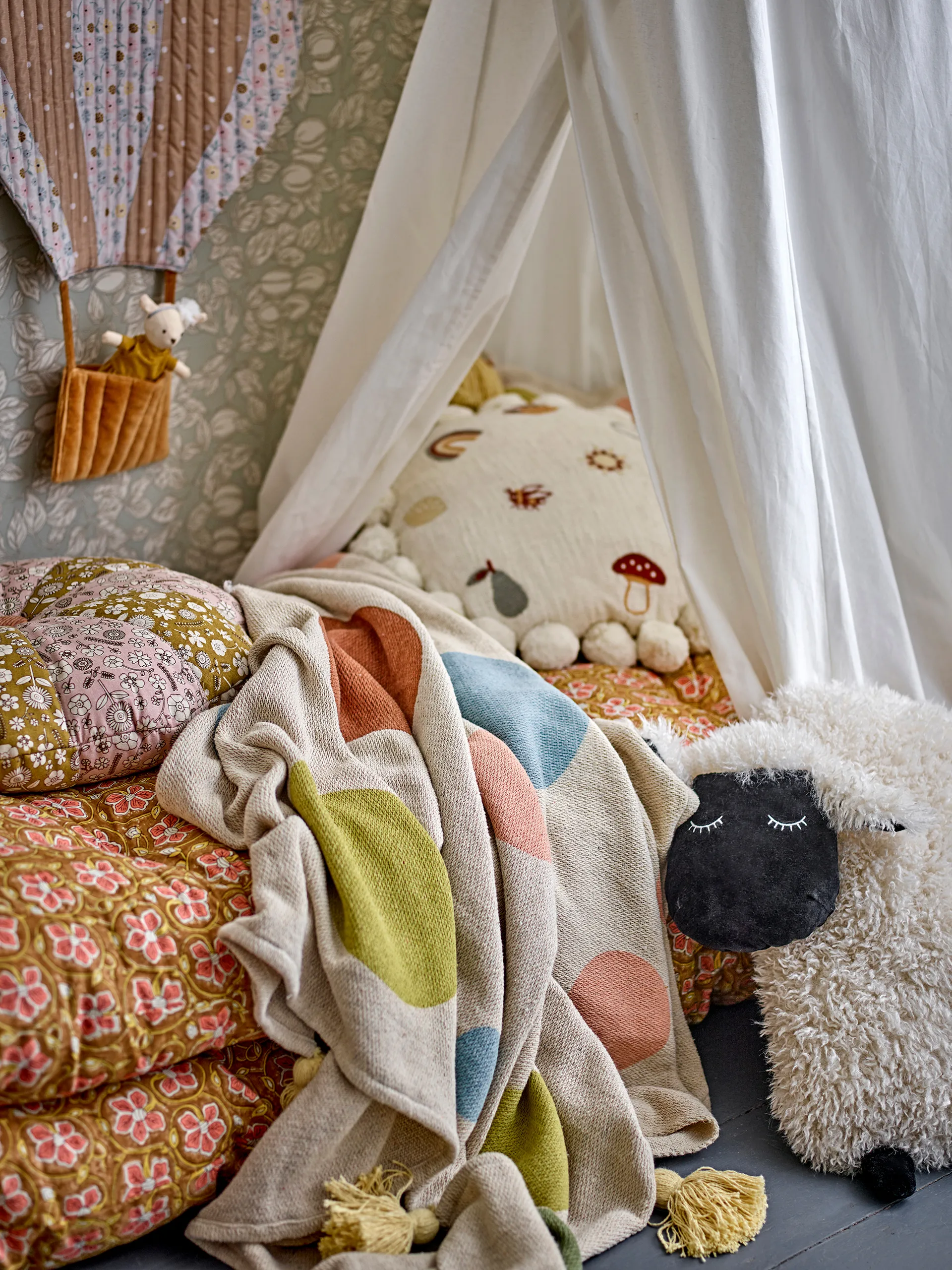 Clennie throw 130x160 cm, Nature Bloomingville