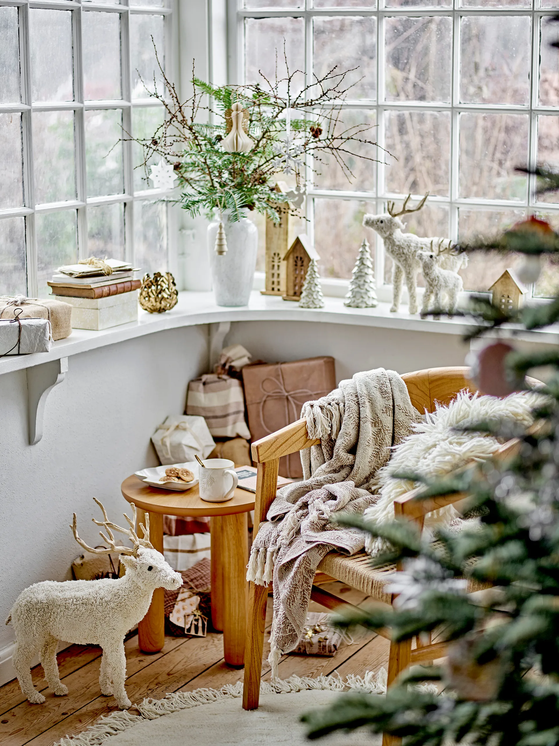 Elmo deer decoration 33 cm, White Bloomingville