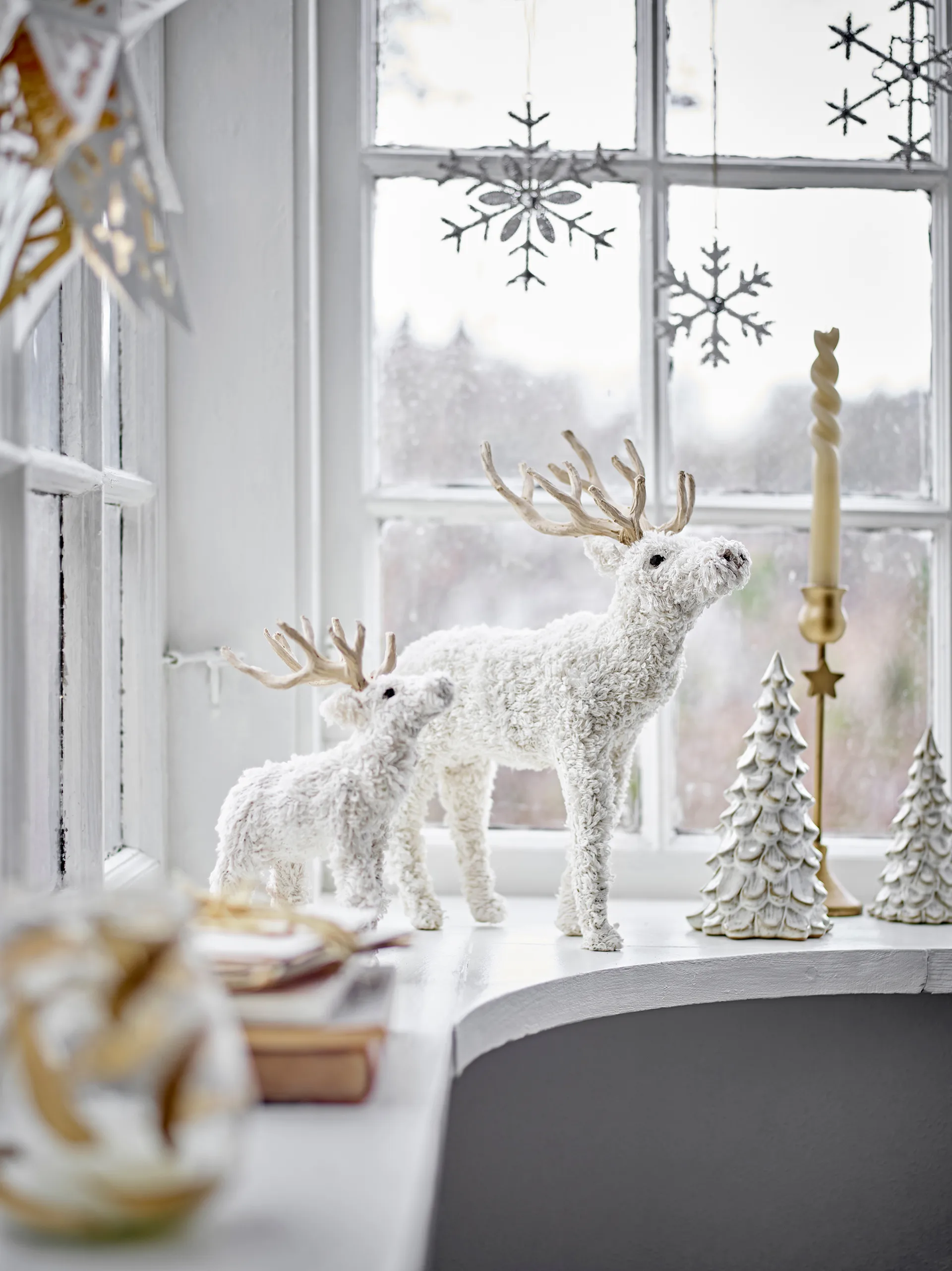 Elmo deer decoration 33 cm, White Bloomingville