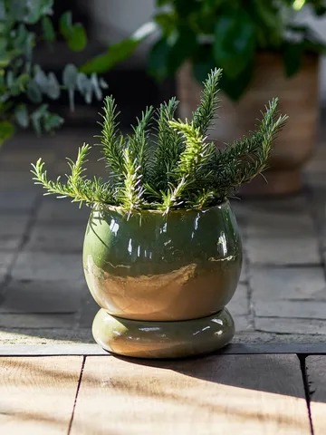Imke pot with saucer - Green, 18.5x17.5 cm - Bloomingville