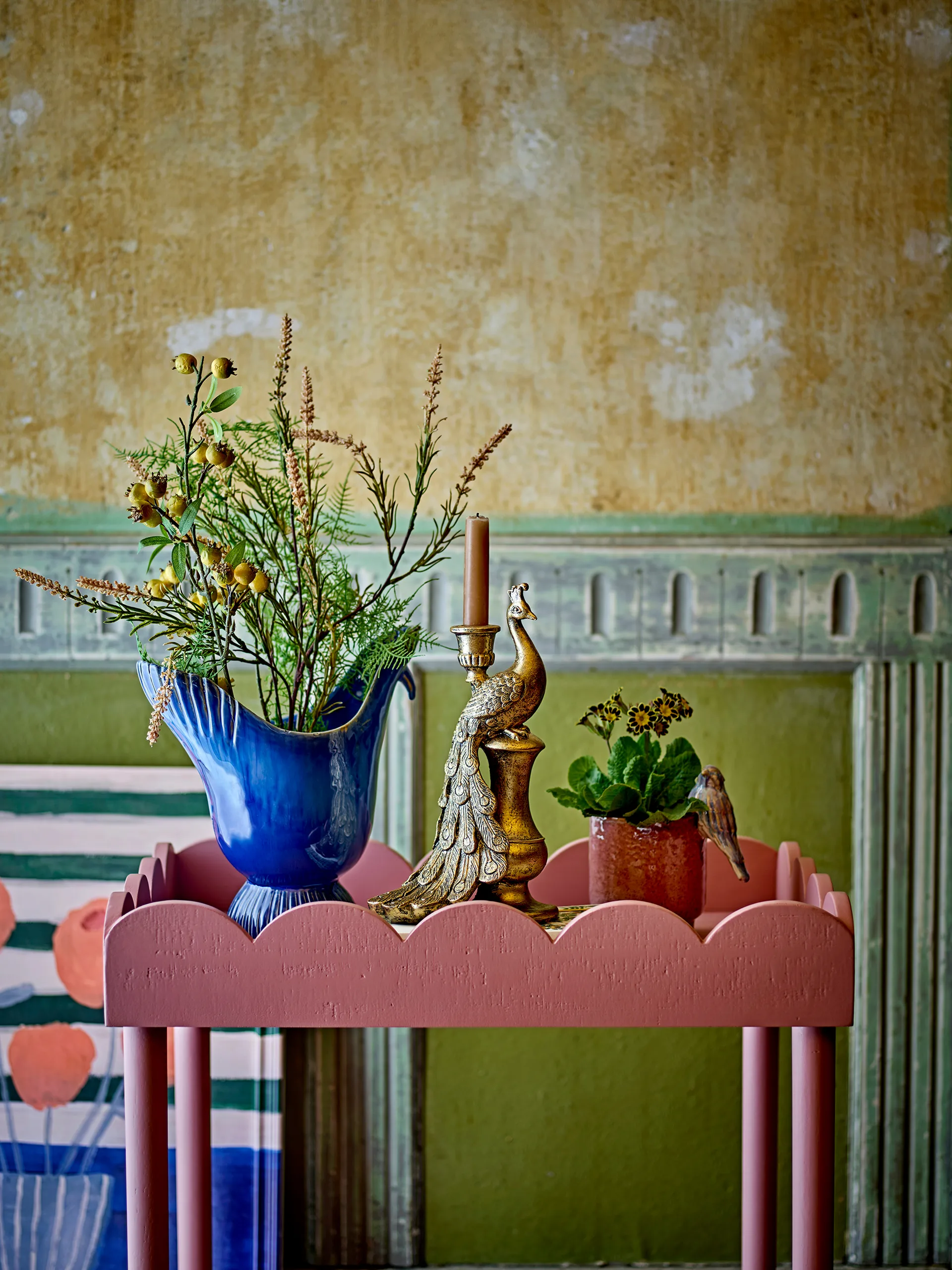 Isola side table 60x68 cm, Rose Bloomingville