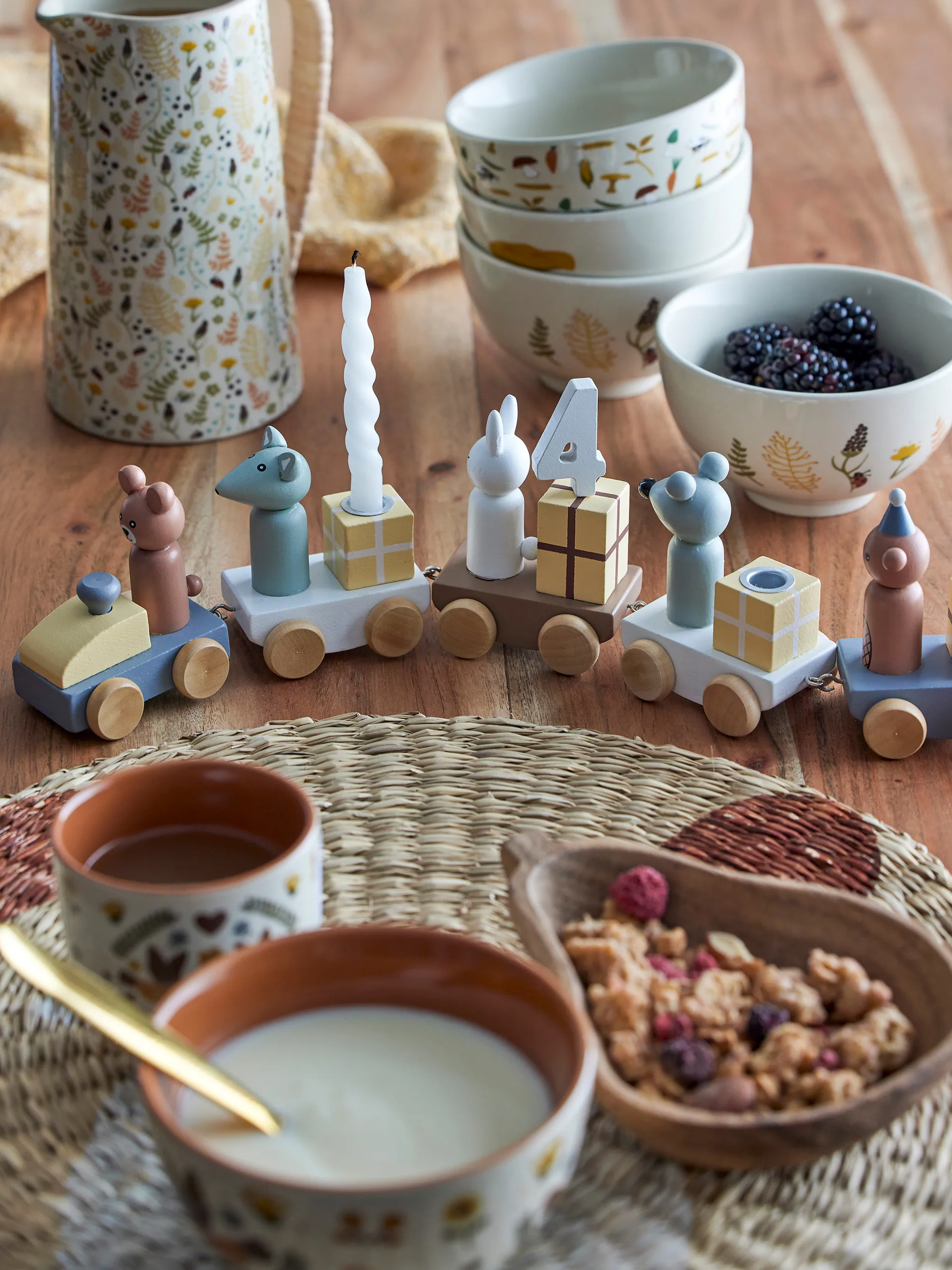 Junaid Birthday train, Brown Bloomingville