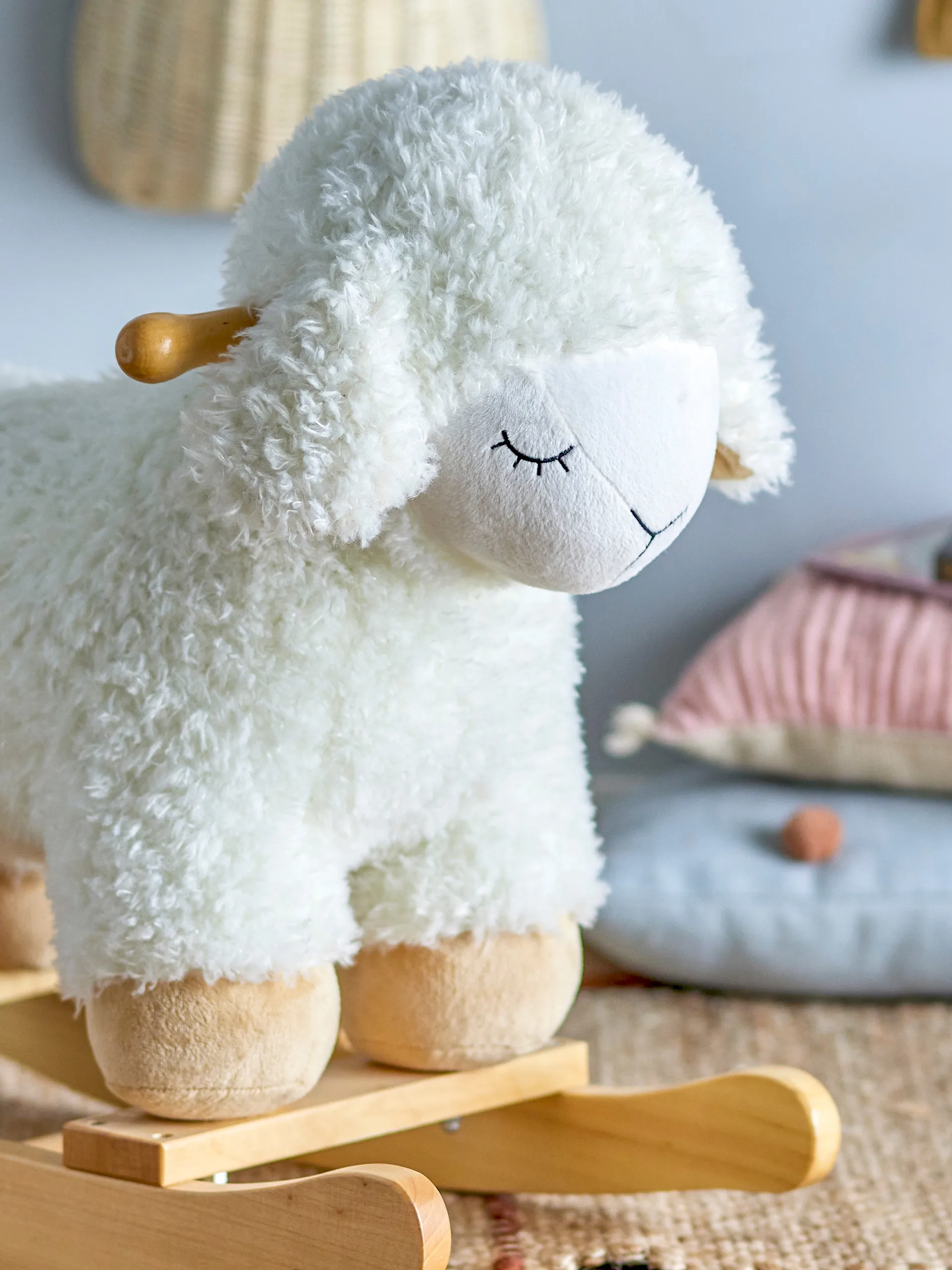 Laasrith sheep rocking horse., White Bloomingville