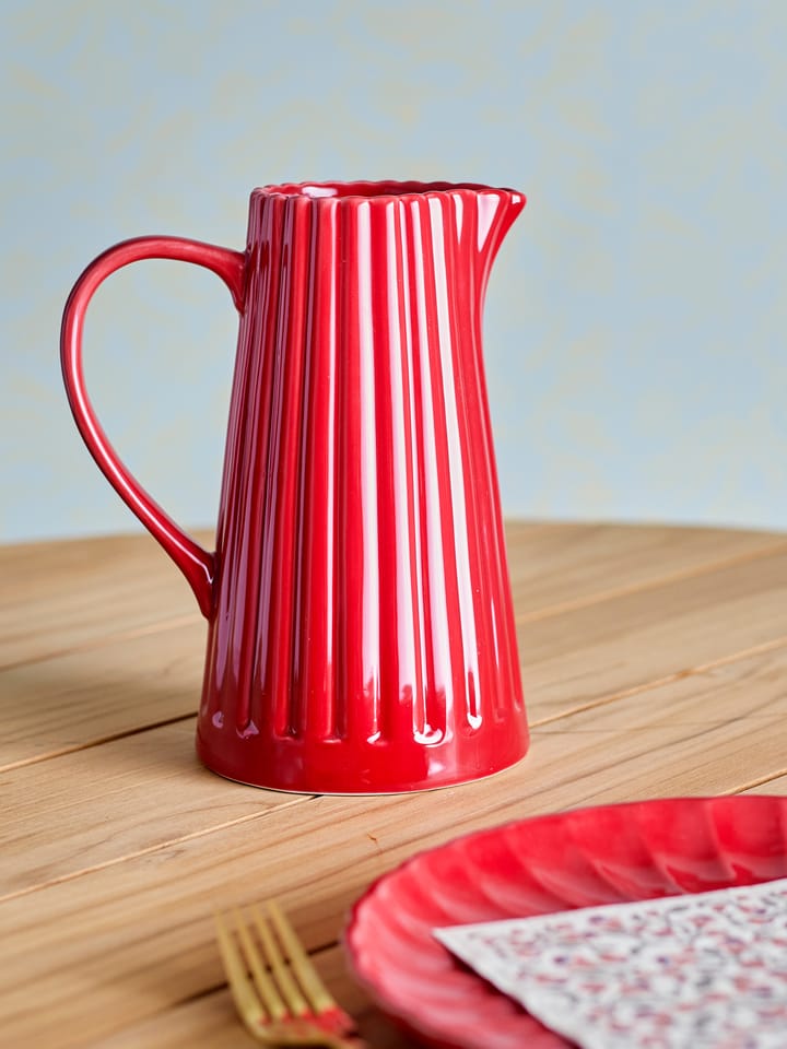 Latina pitcher 1.2 L, Red Bloomingville