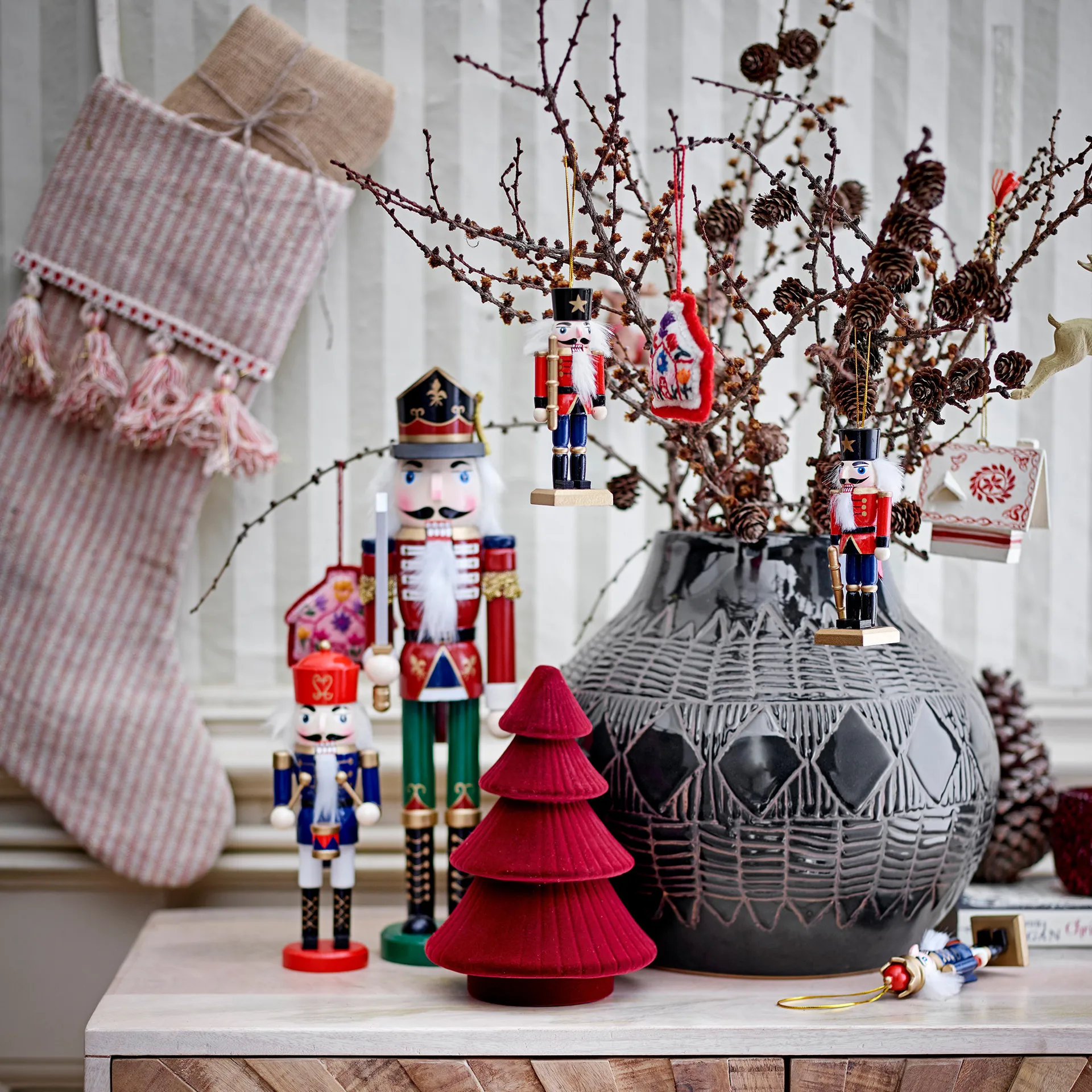 Mahi Ornament nutcracker ornament 6-pack, multi Bloomingville
