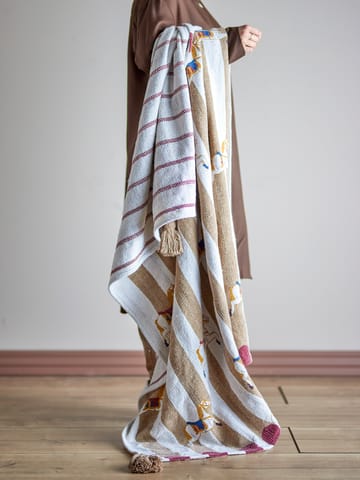 Merry-go-round blanket 130x160 cm - Beige-red - Bloomingville