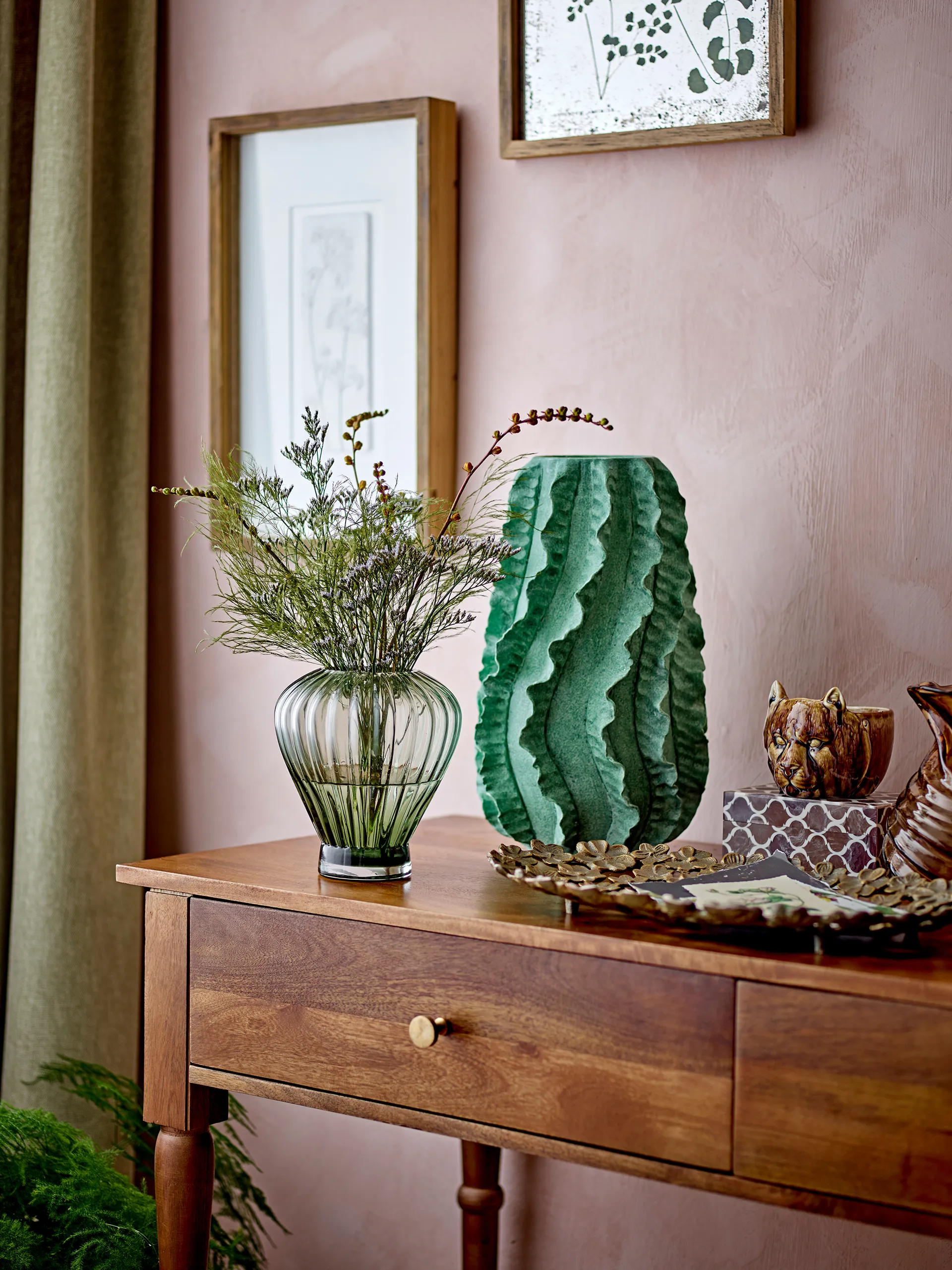 Micha decorative tray 25x43.5 cm, Gold Bloomingville