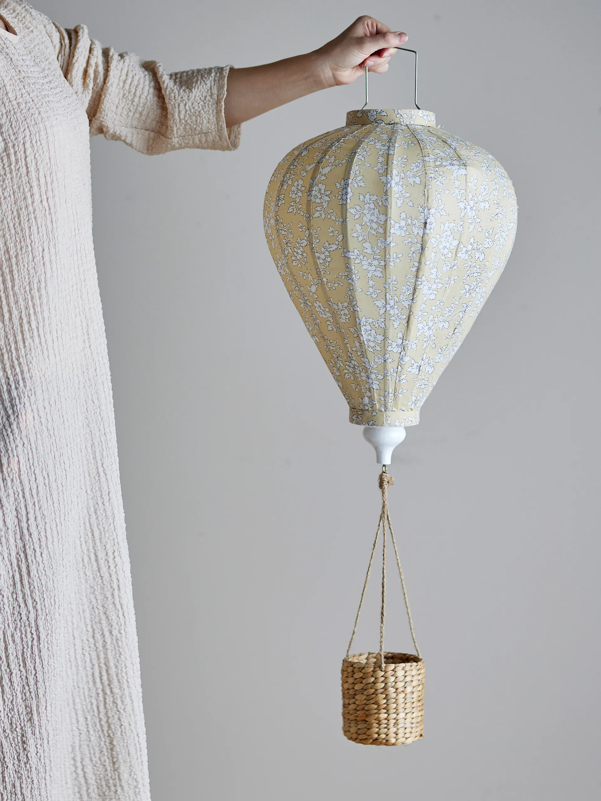 Pump mobile 85 cm, Yellow Bloomingville