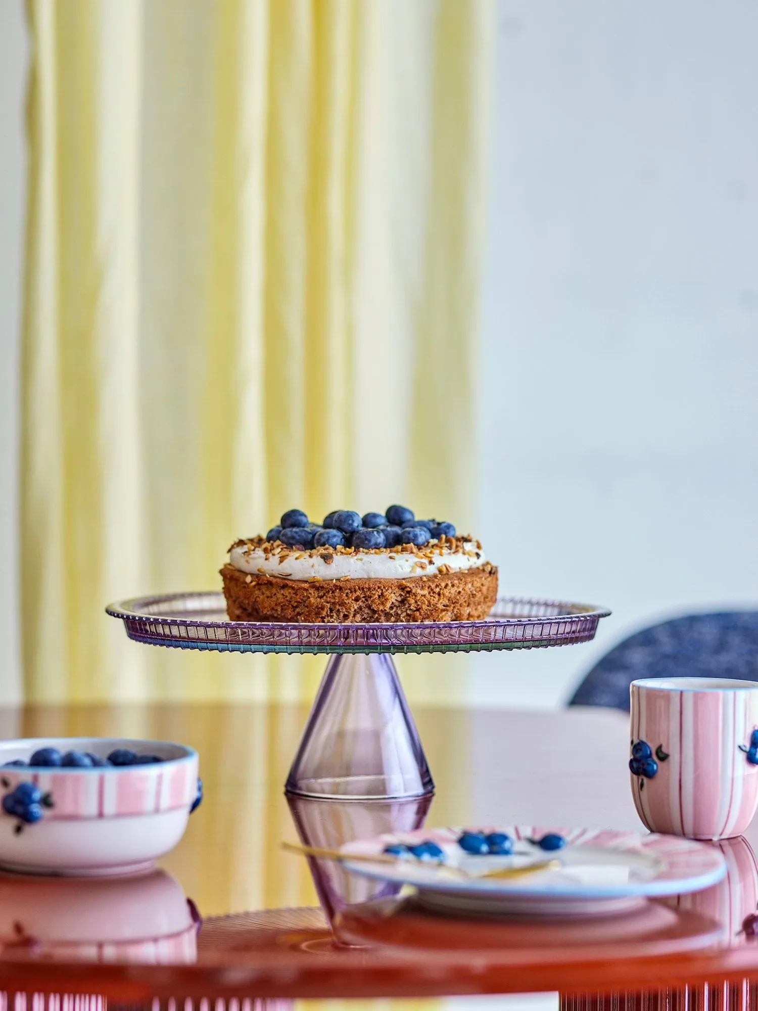 Tayo cake stand with lid, Multi, Ø32 cm Bloomingville