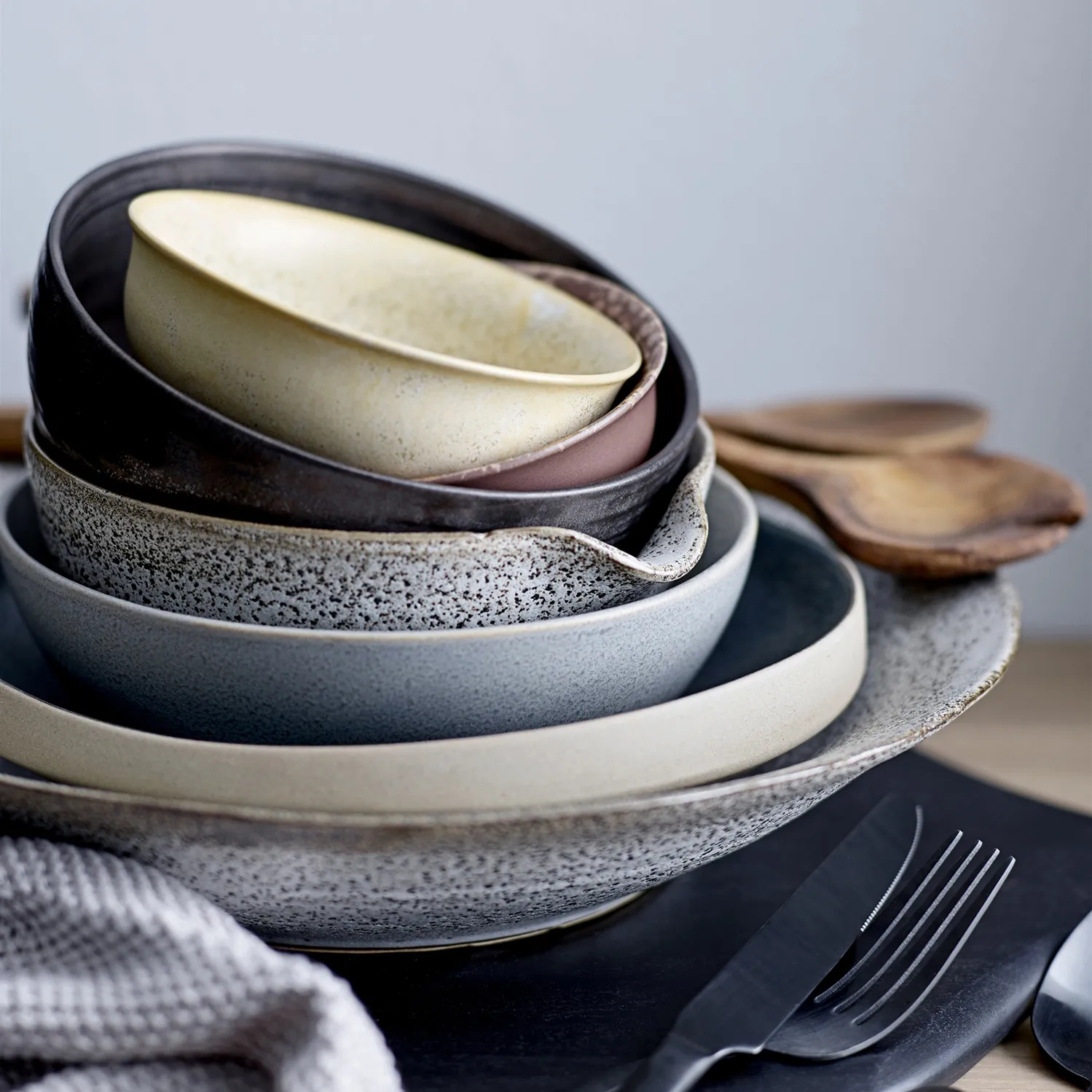 Thea bowl stoneware Ø 12 cm, Brown Bloomingville