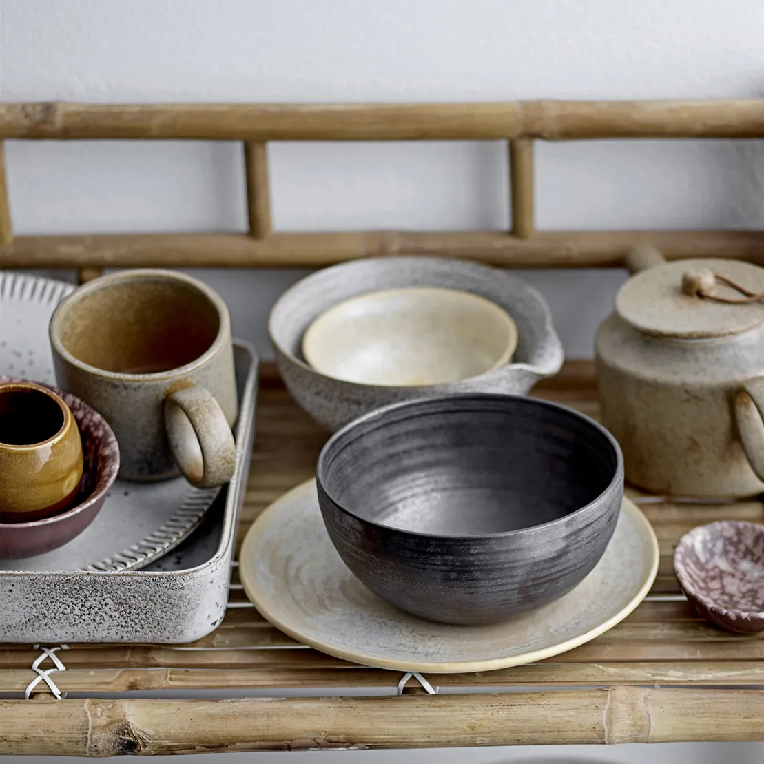 Thea serving plate stoneware 25x25 cm, Grey Bloomingville