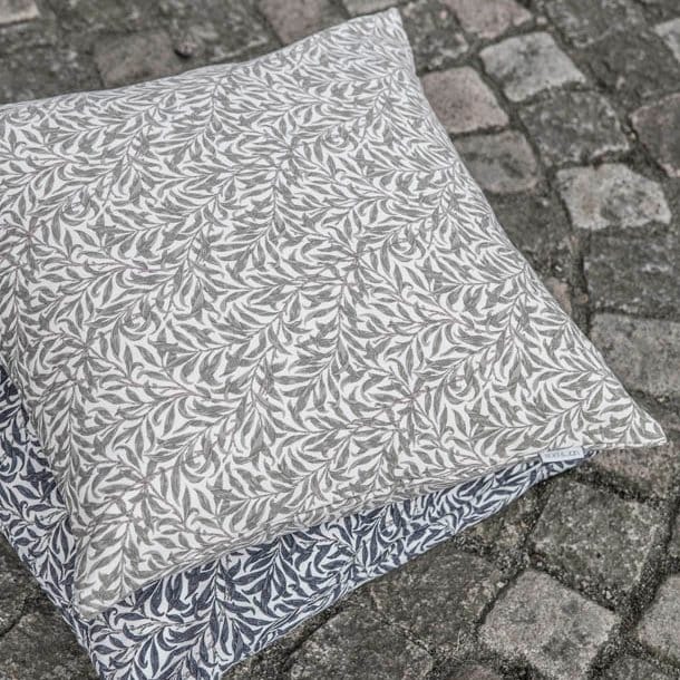 Ramas cushion cover 50x50 cm - blue - Boel & Jan