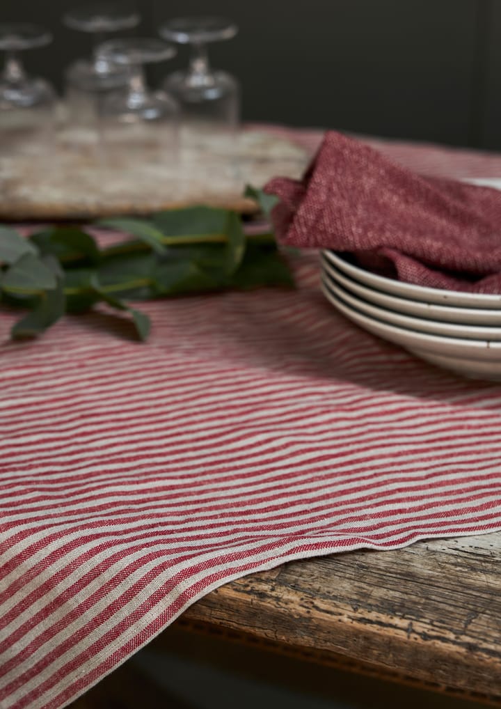 Rough Linen Stripe towel 85x85 cm - Red - Boel & Jan