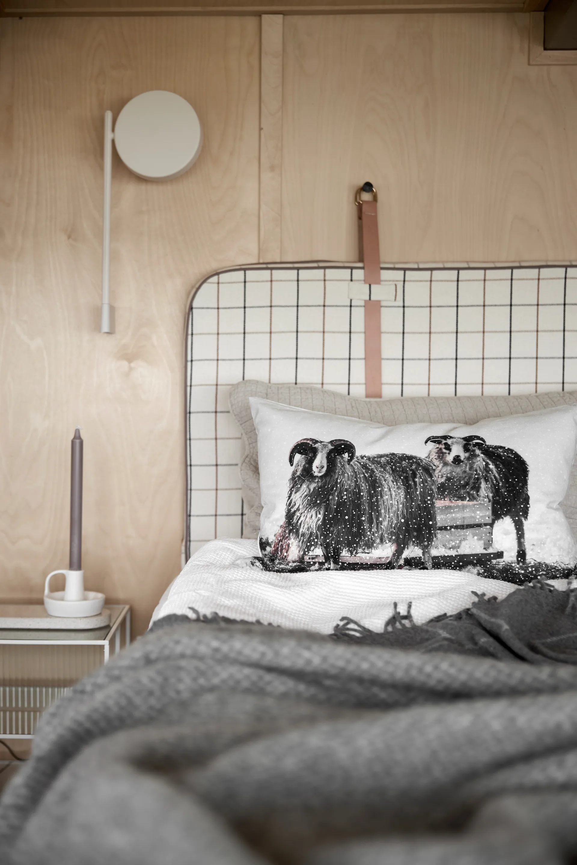 Walter wool throw 120x150 cm, Grey Boel & Jan