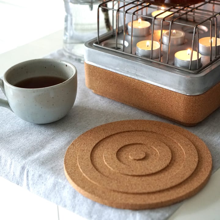 Circle round trivet Ø20 cm - Brown - Born In Sweden