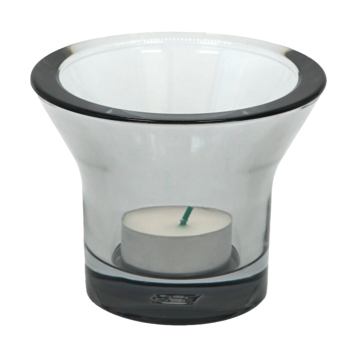 Born In Sweden Lumi tealight holder o10 cm Grey | Scandinavian Design | Tea light holders, lanterns & candle dishes | Grey