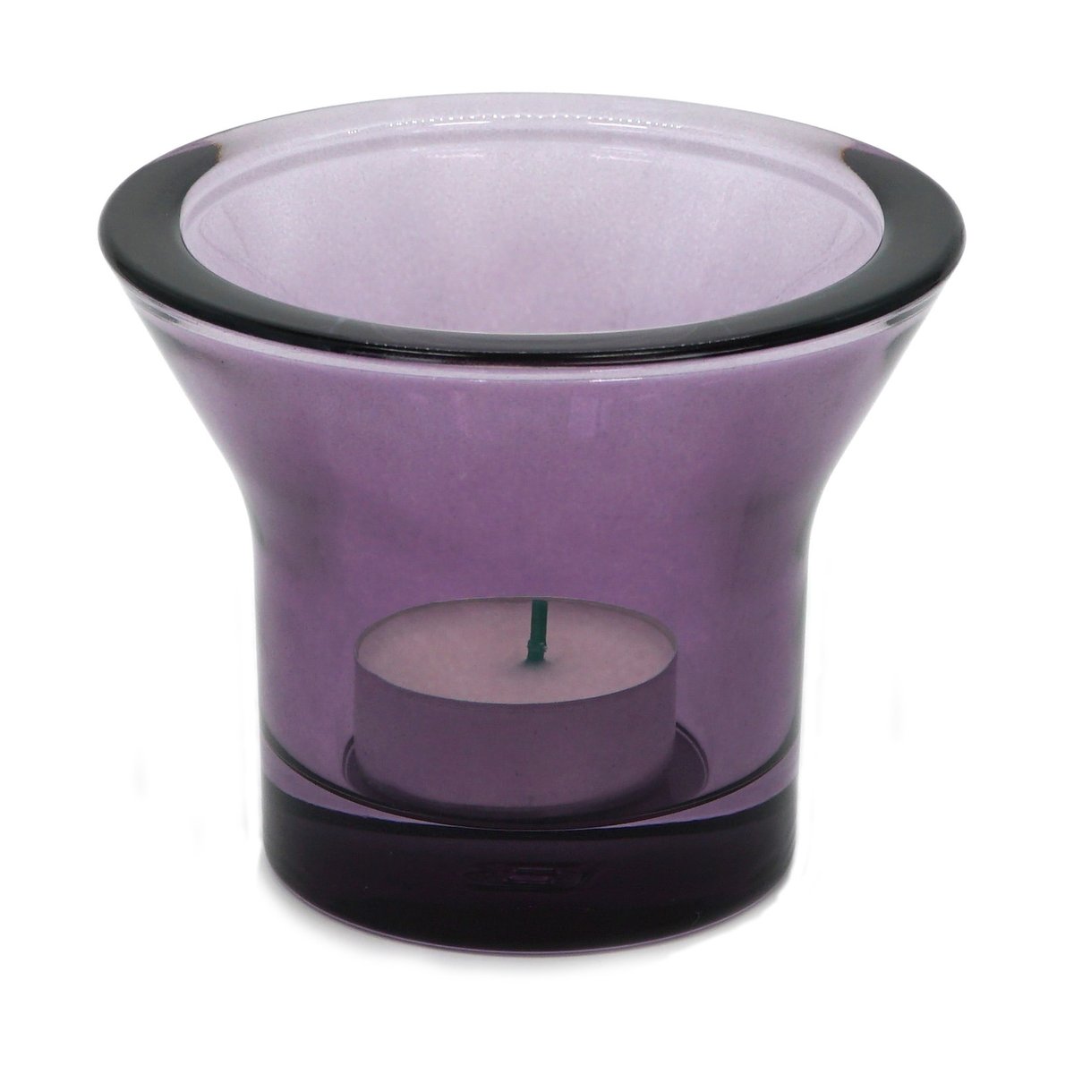 Born In Sweden Lumi tealight holder o10 cm Purple | Scandinavian Design | Tea light holders, lanterns & candle dishes | Purple