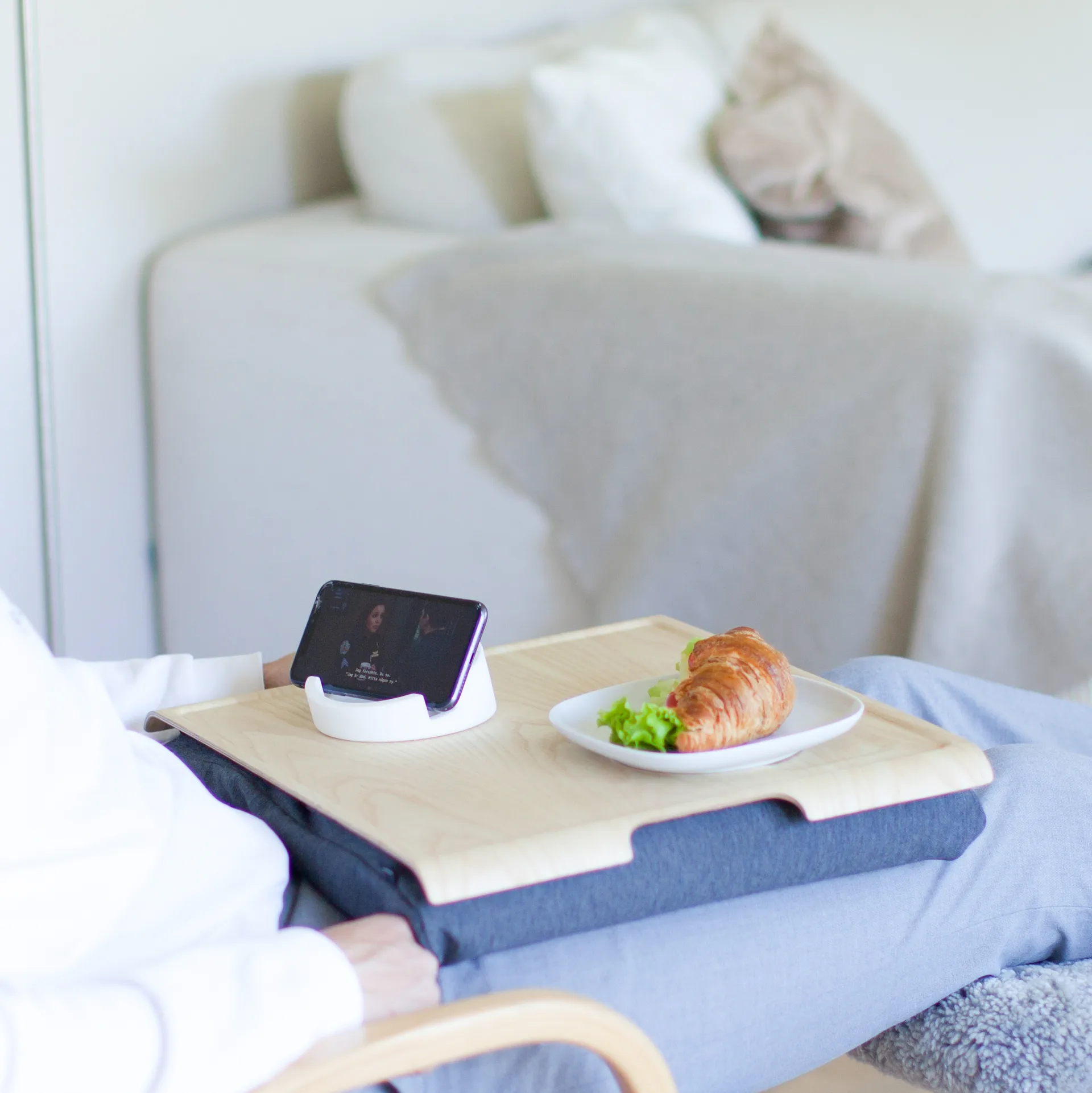 Bosign lap tray, Ash wood-grey Bosign