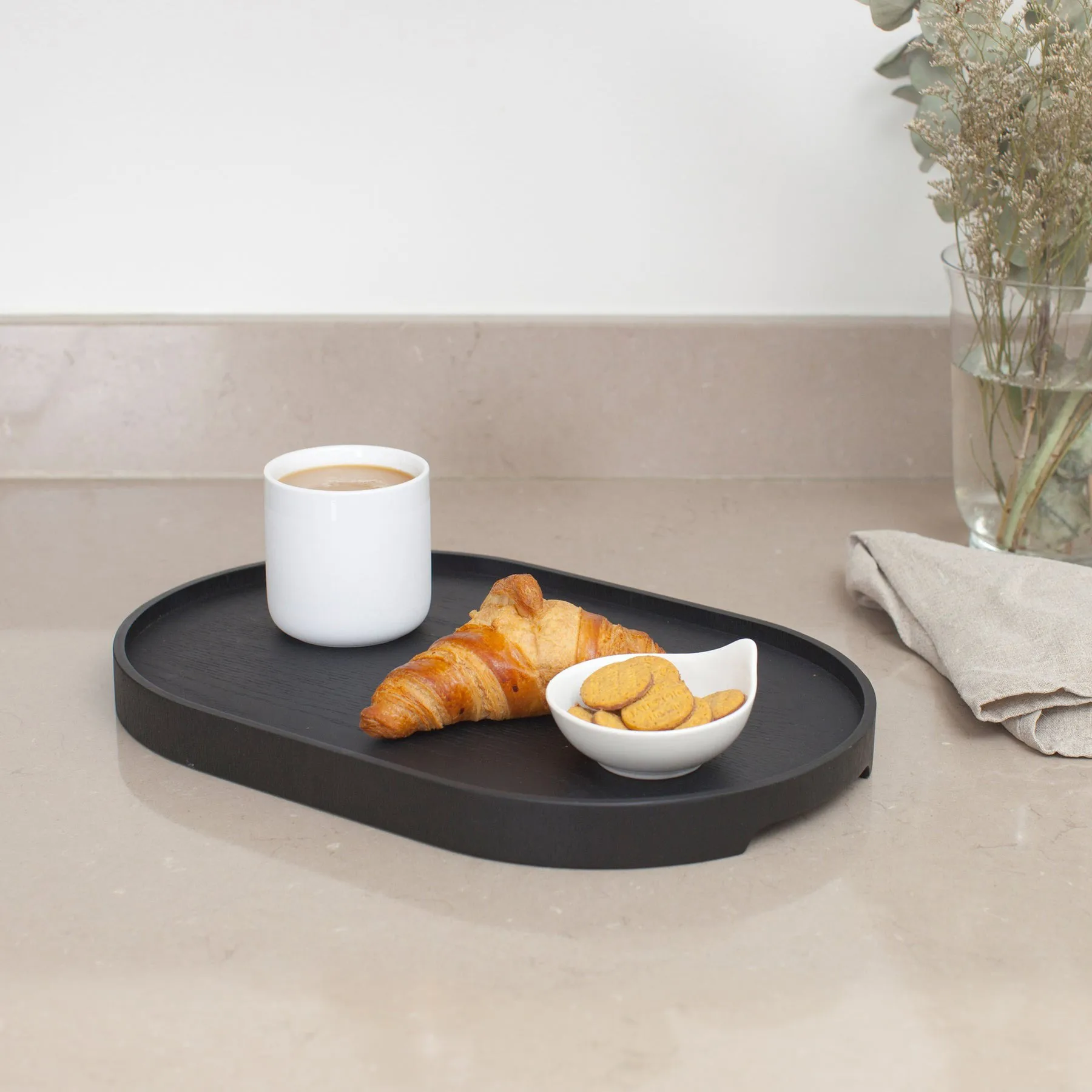 CurveLine™ Serving Tray anti-slip 39x26 cm, Black willow wood Bosign
